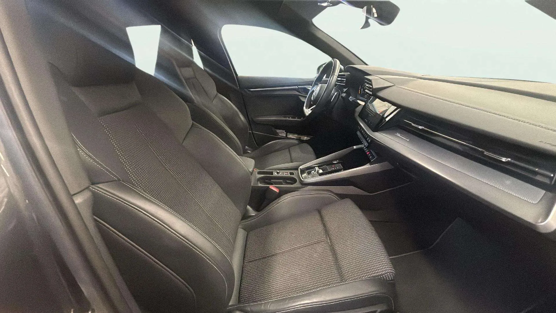 Audi A3 Sportback S line 35 TFSI S tronic - foto 16