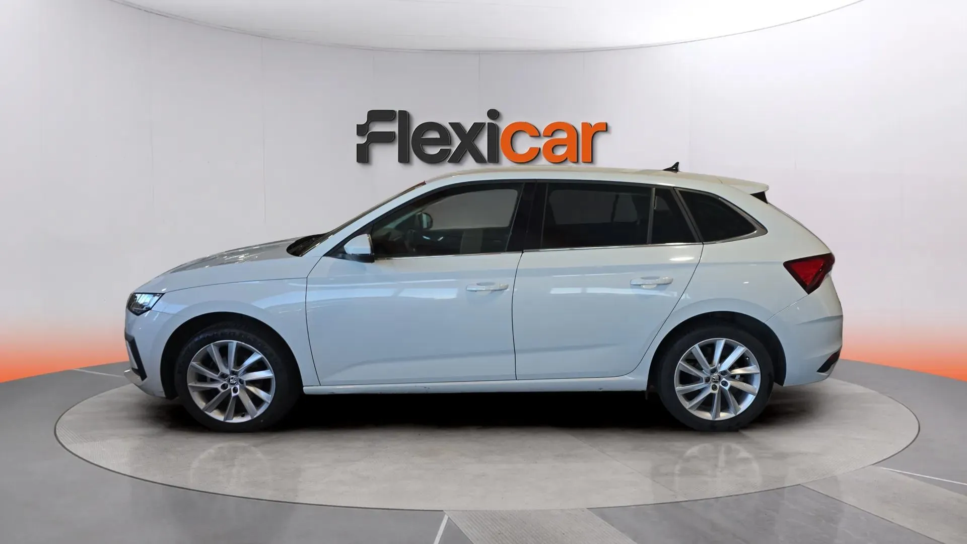 Škoda Scala 1.0 TSI DSG Selection - foto 4