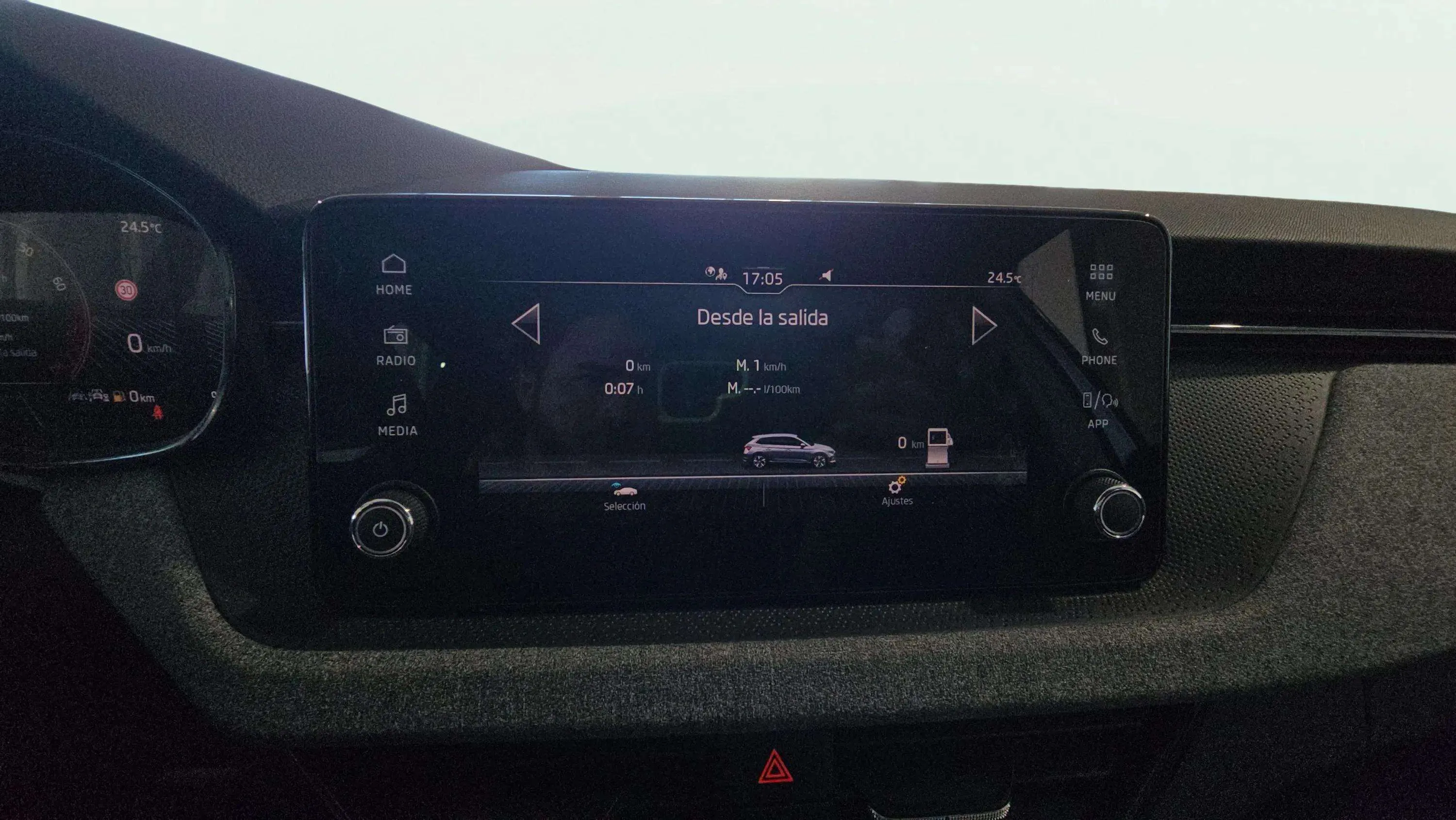Škoda Scala 1.0 TSI DSG Selection - foto 21