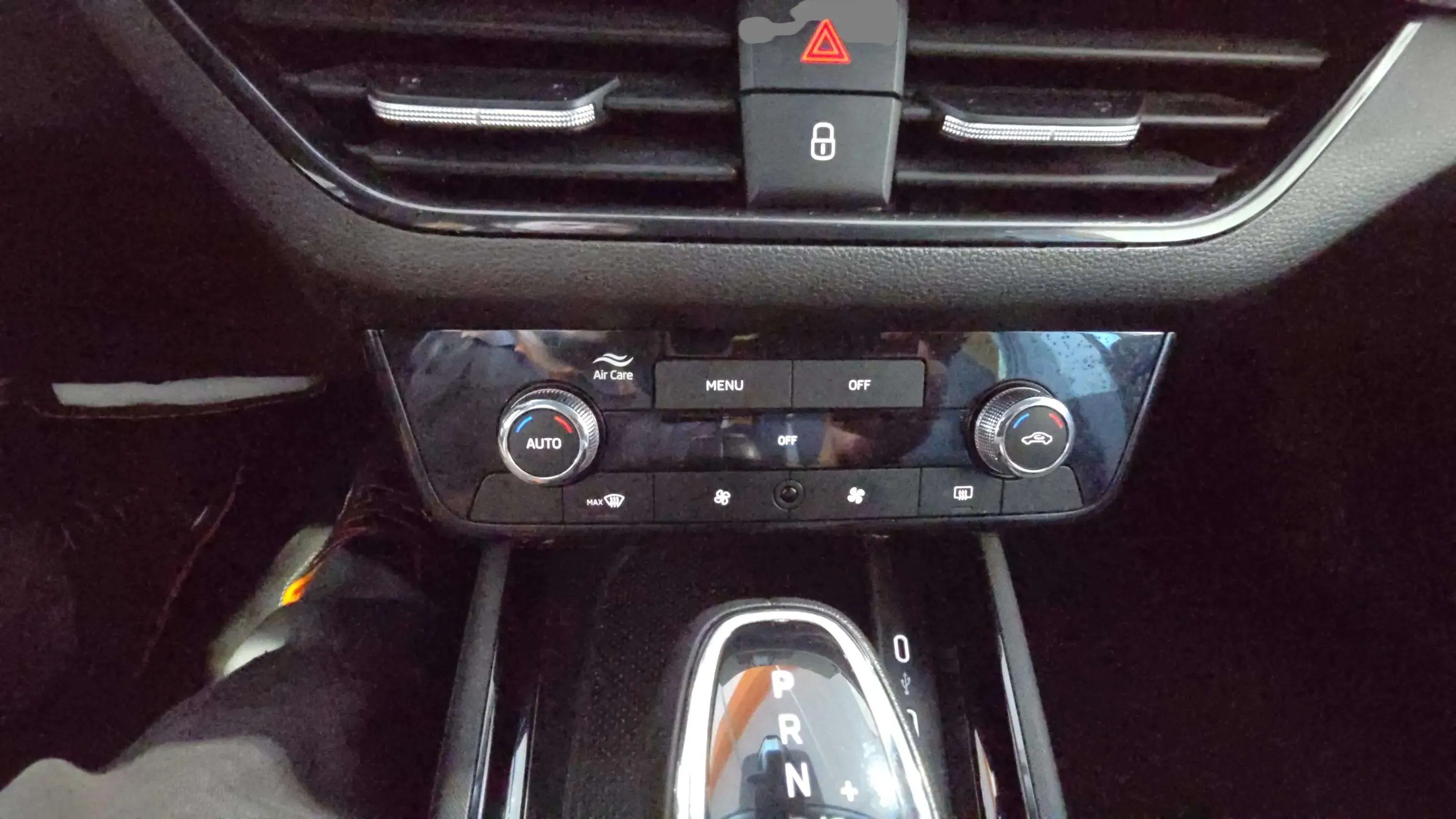 Škoda Scala 1.0 TSI DSG Selection - foto 24