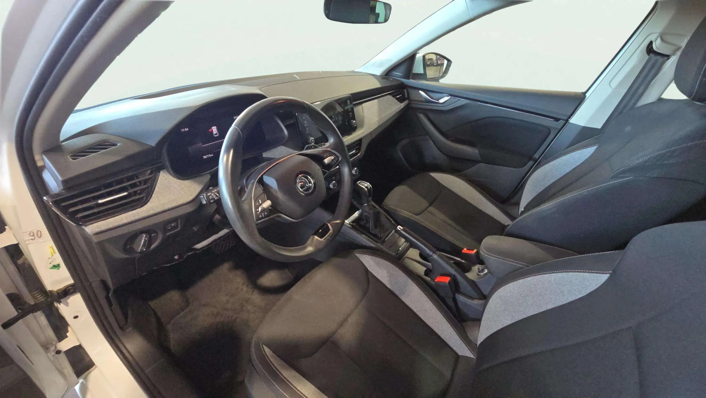 Škoda Scala 1.0 TSI DSG Selection - foto 11