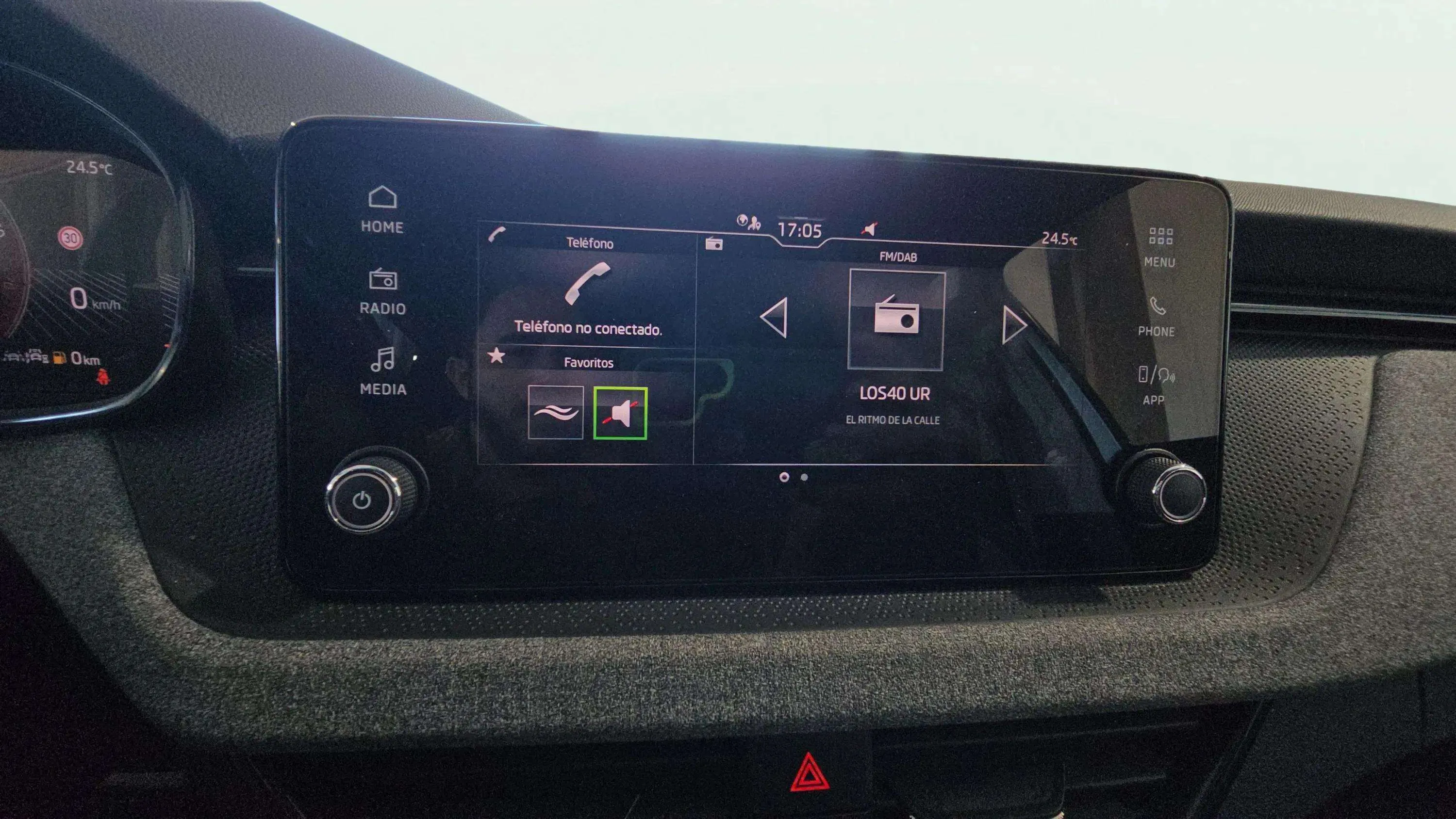 Škoda Scala 1.0 TSI DSG Selection - foto 23