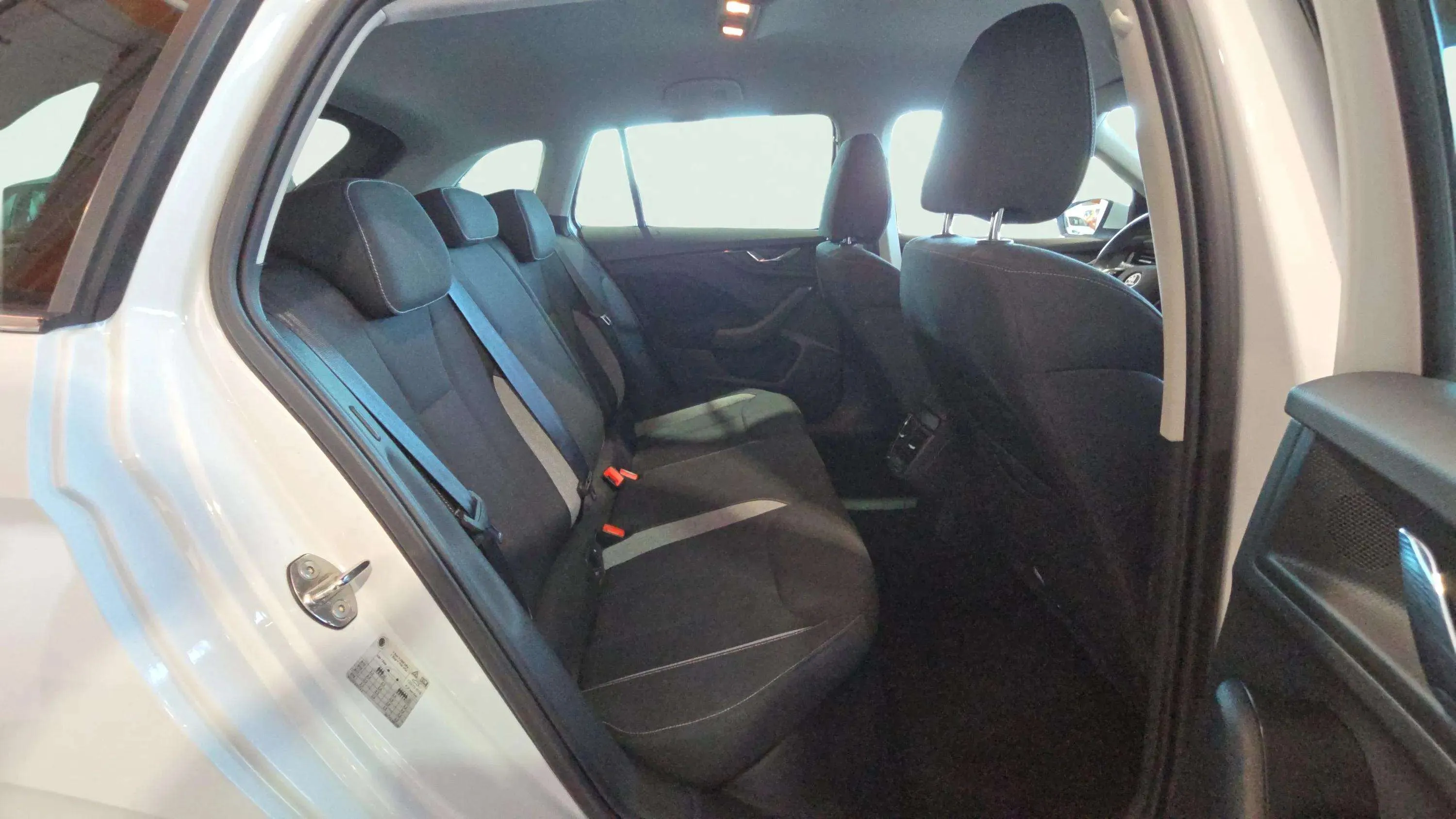Škoda Scala 1.0 TSI DSG Selection - foto 16
