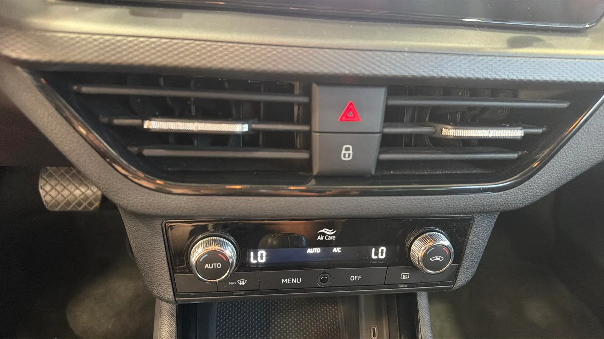 Škoda Scala 1.0 TSI DSG Selection - foto 18