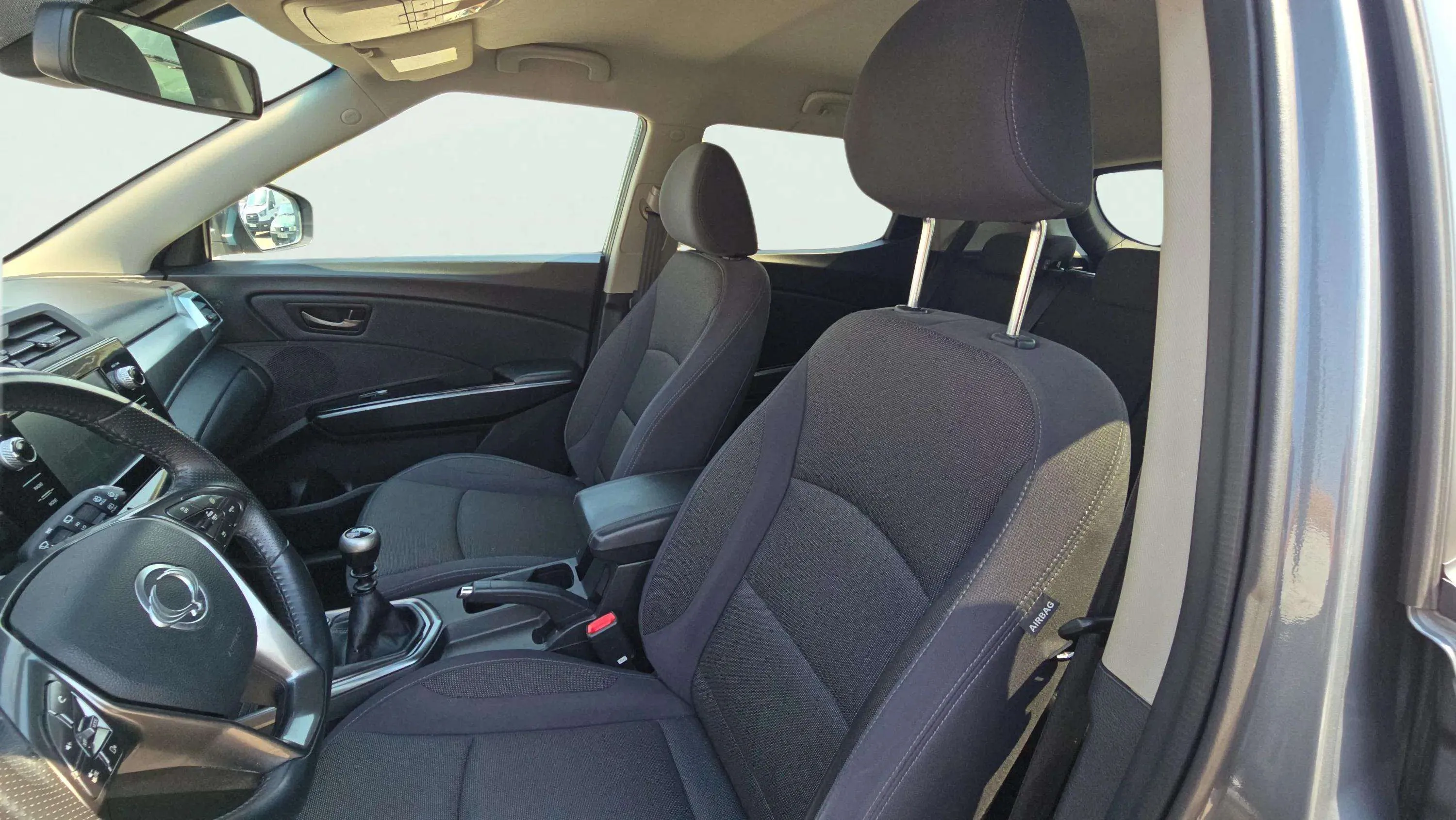SsangYong Tivoli G15T LP Urban Plus - foto 26