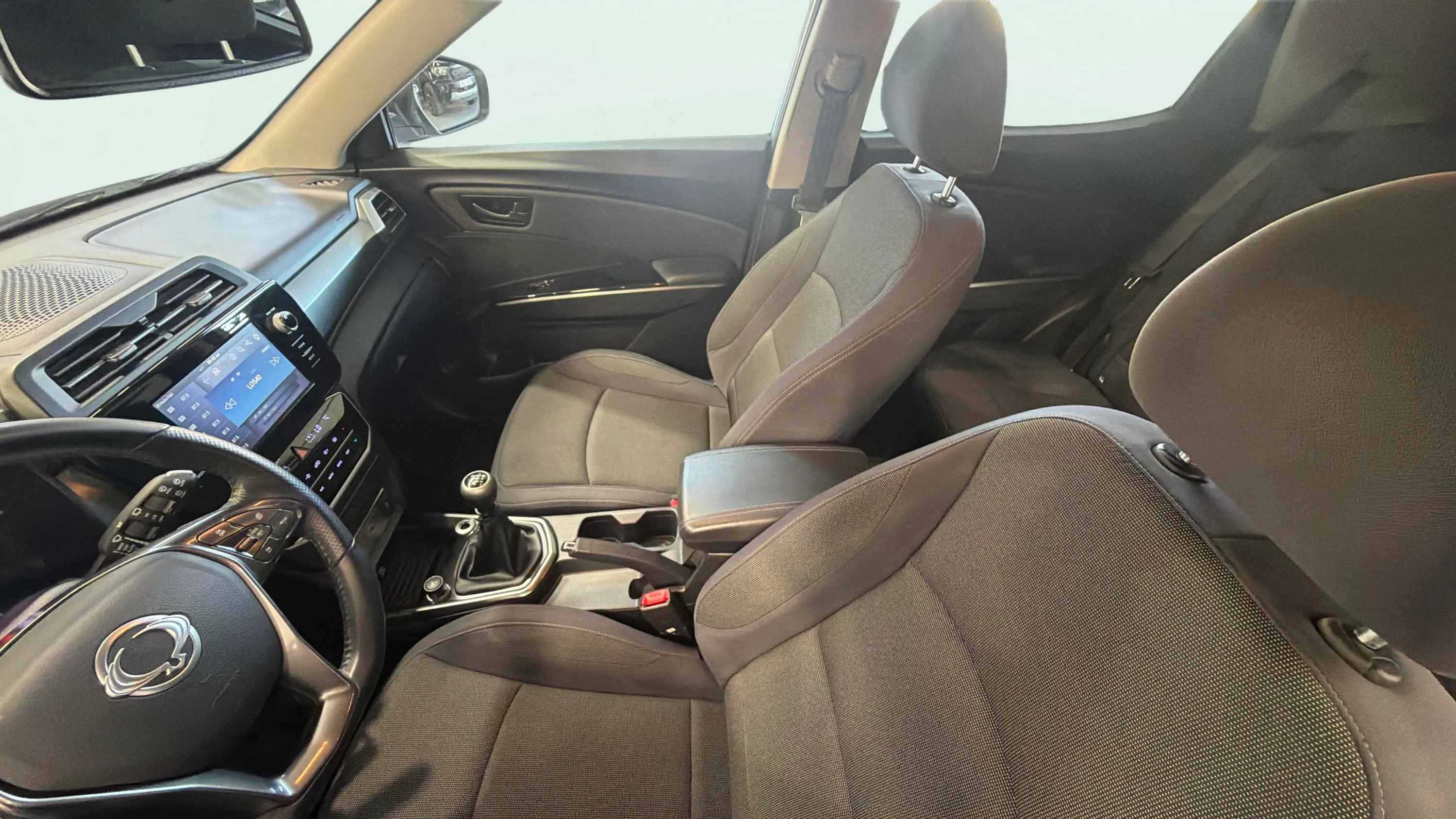 SsangYong Tivoli G15T Urban Plus - foto 9
