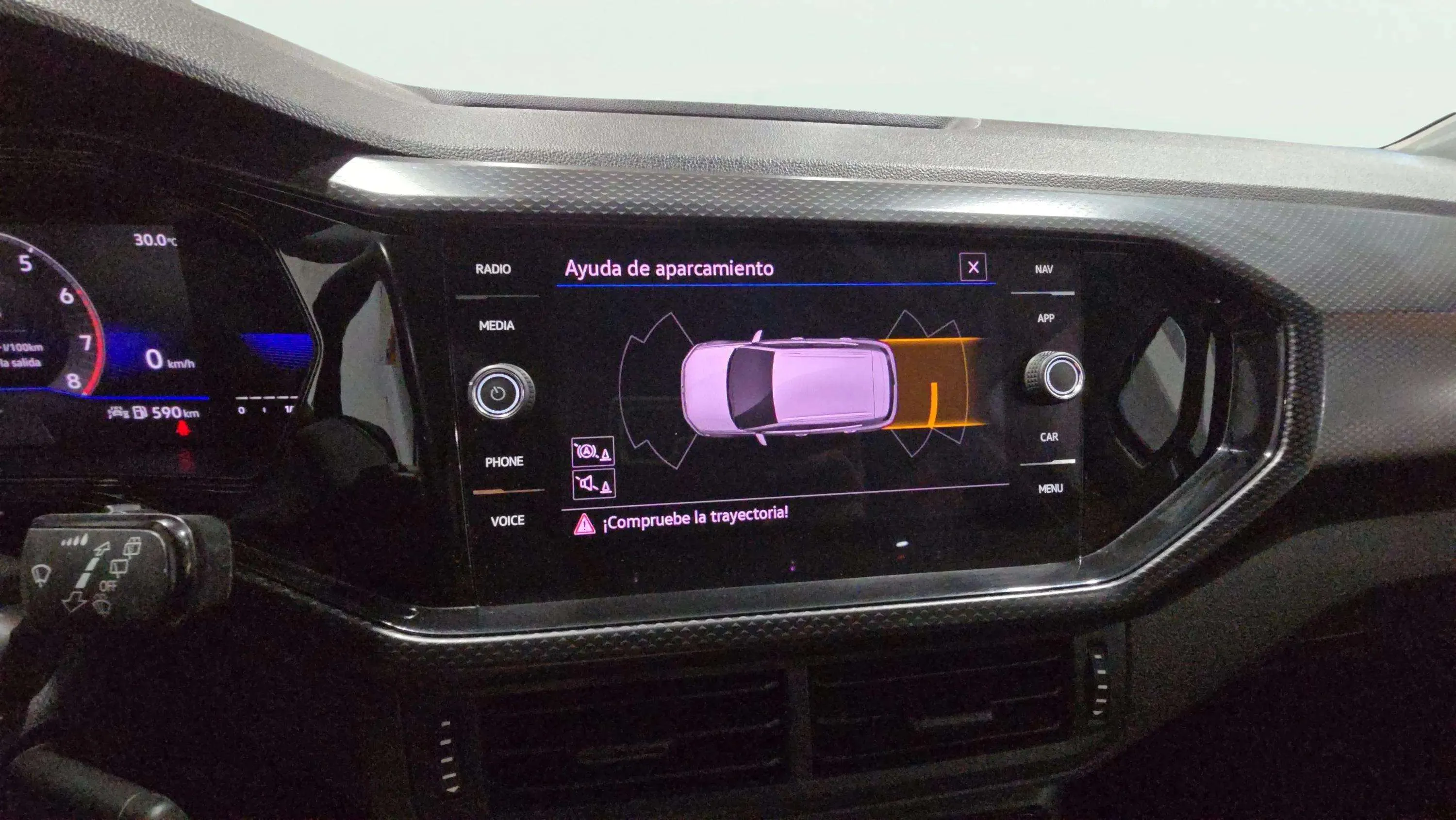 Volkswagen T-Cross Advance 1.0 TSI - foto 23