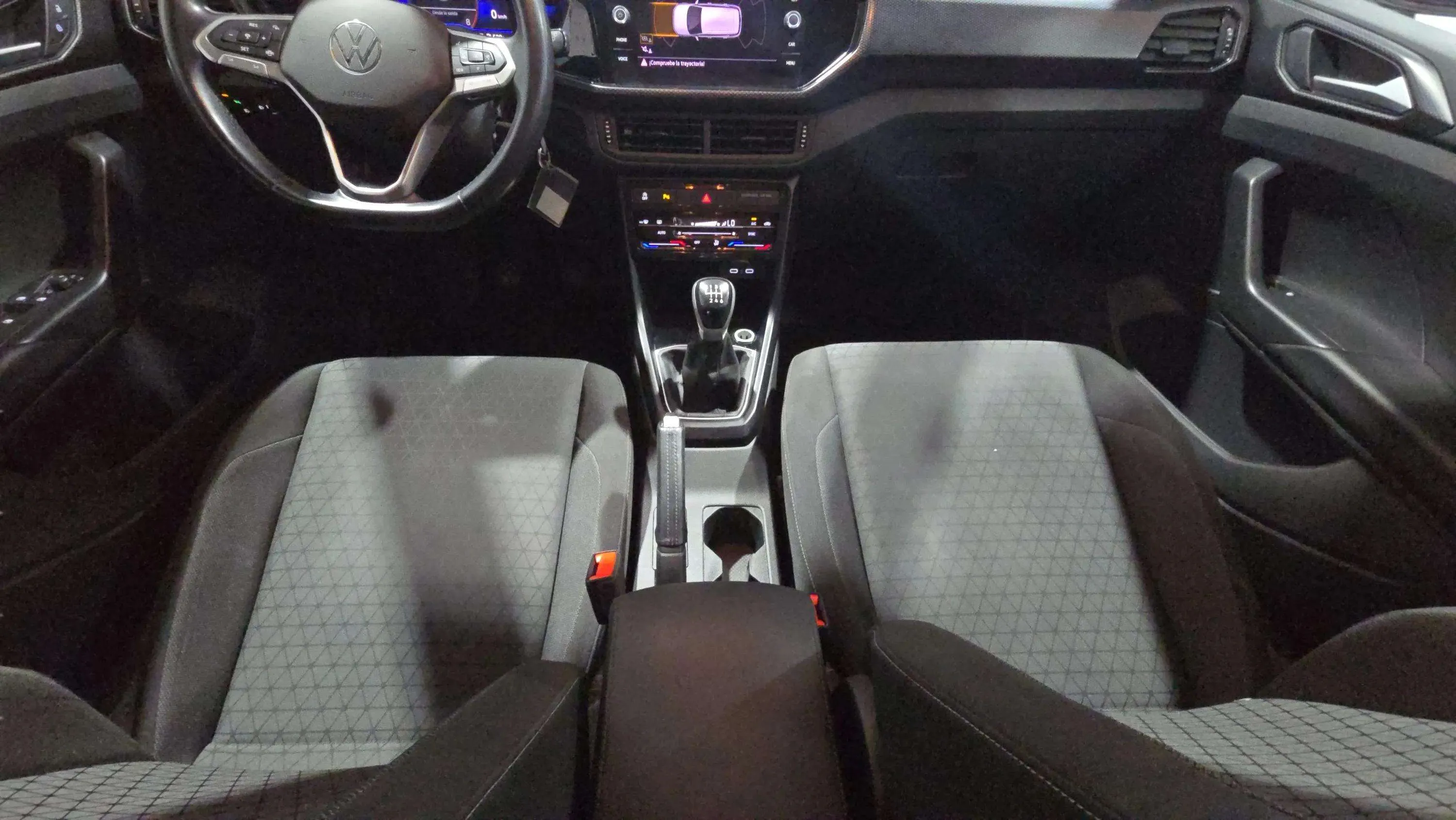 Volkswagen T-Cross Advance 1.0 TSI - foto 24