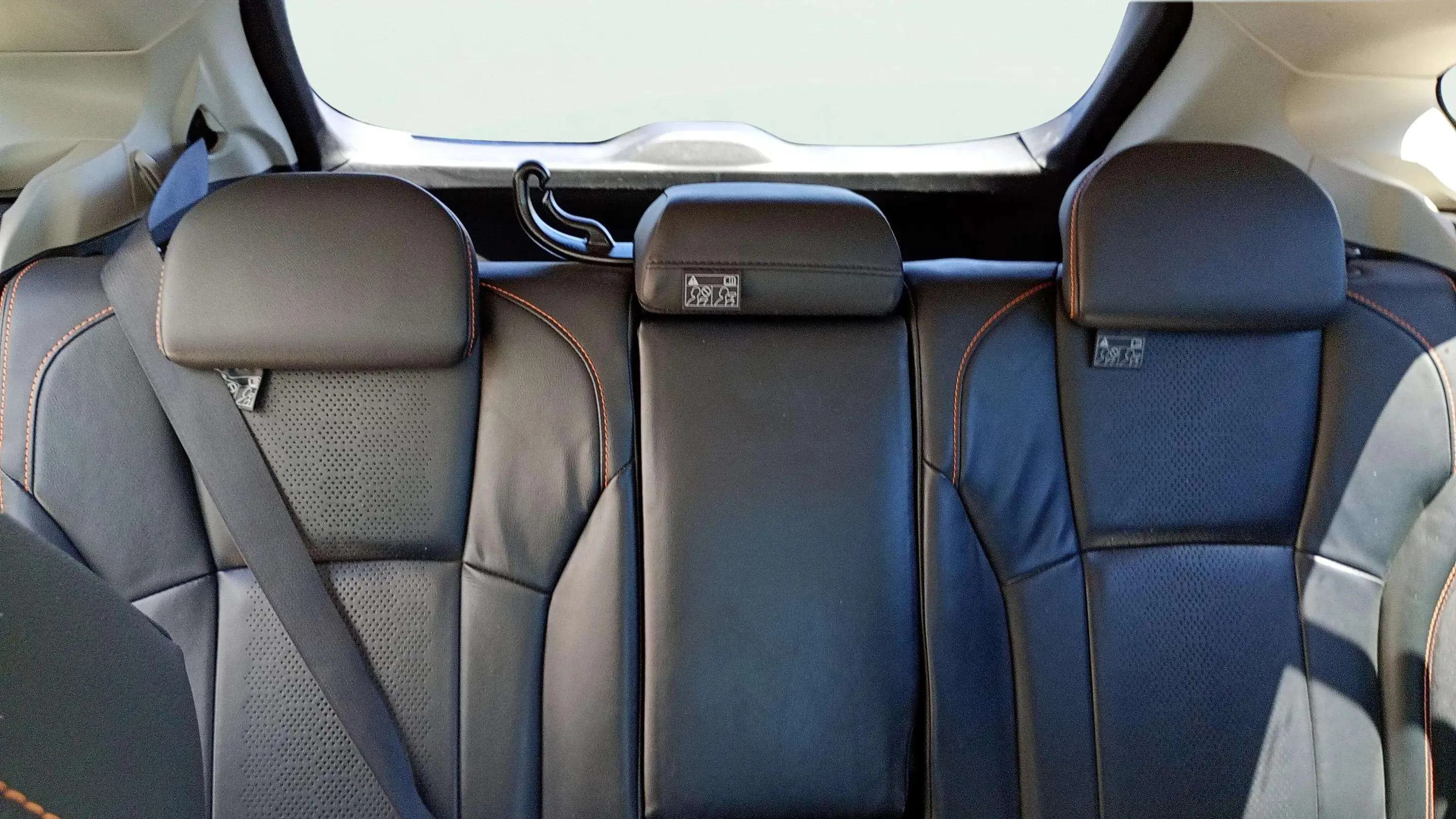 Subaru XV 2.0i Hybrid CVT Executive Plus - foto 14