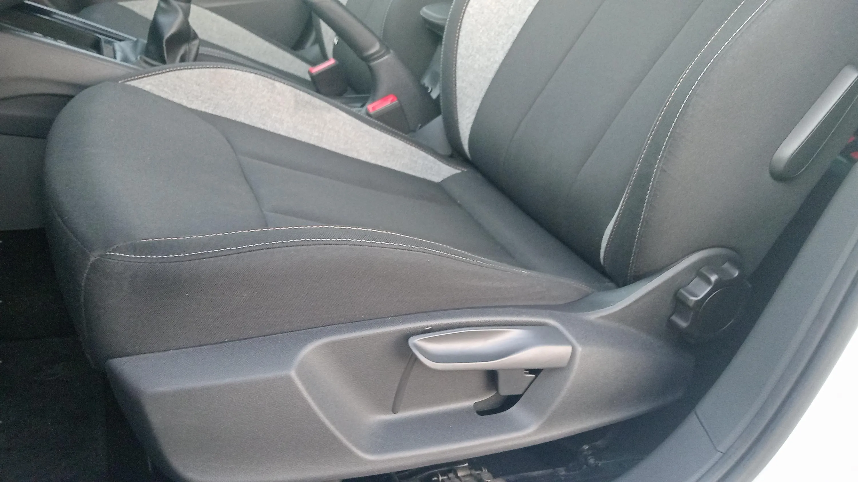 Škoda Scala 1.0 TSI Selection - foto 22