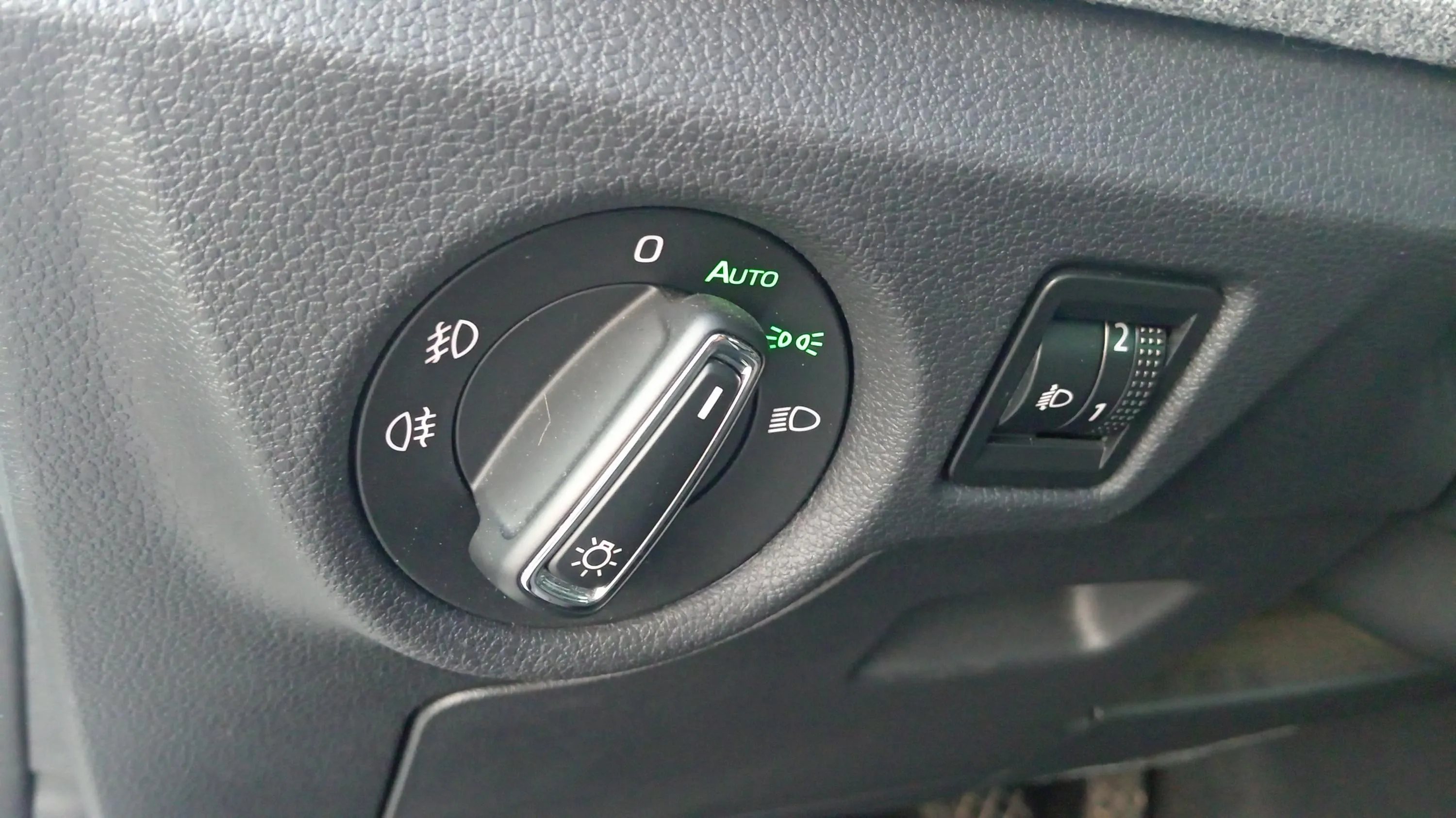 Škoda Scala 1.0 TSI Selection - foto 21