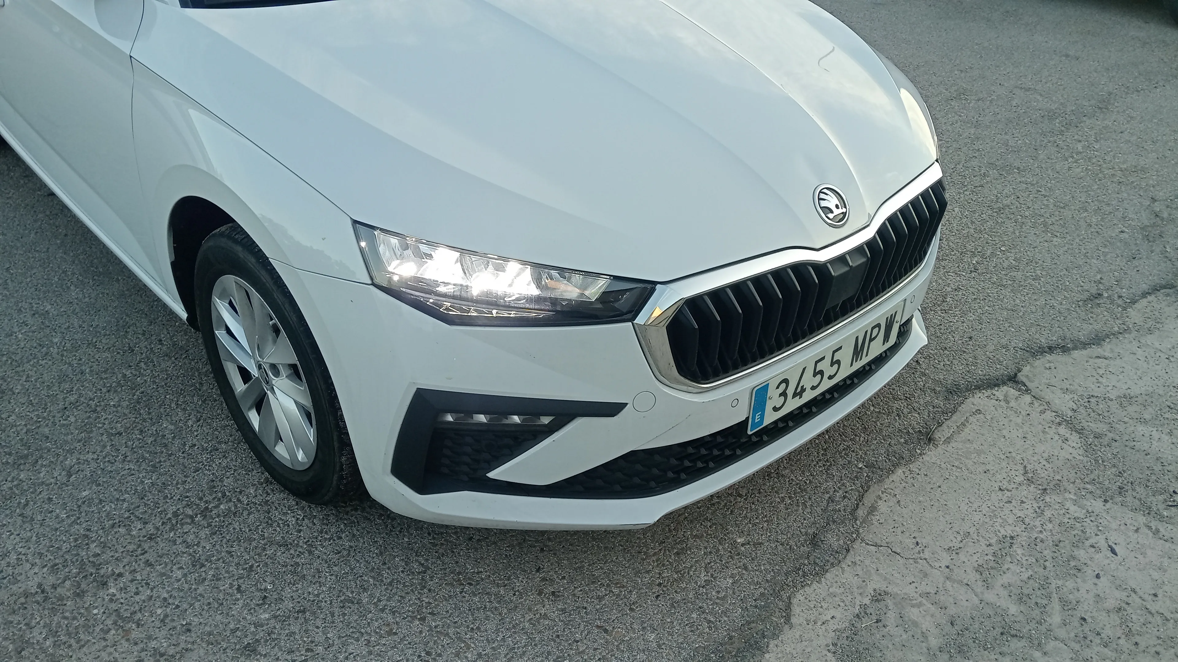 Škoda Scala 1.0 TSI Selection - foto 14