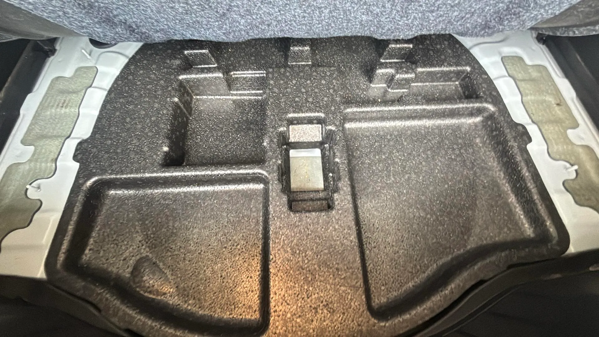 SsangYong Tivoli G12T Urban Plus - foto 19