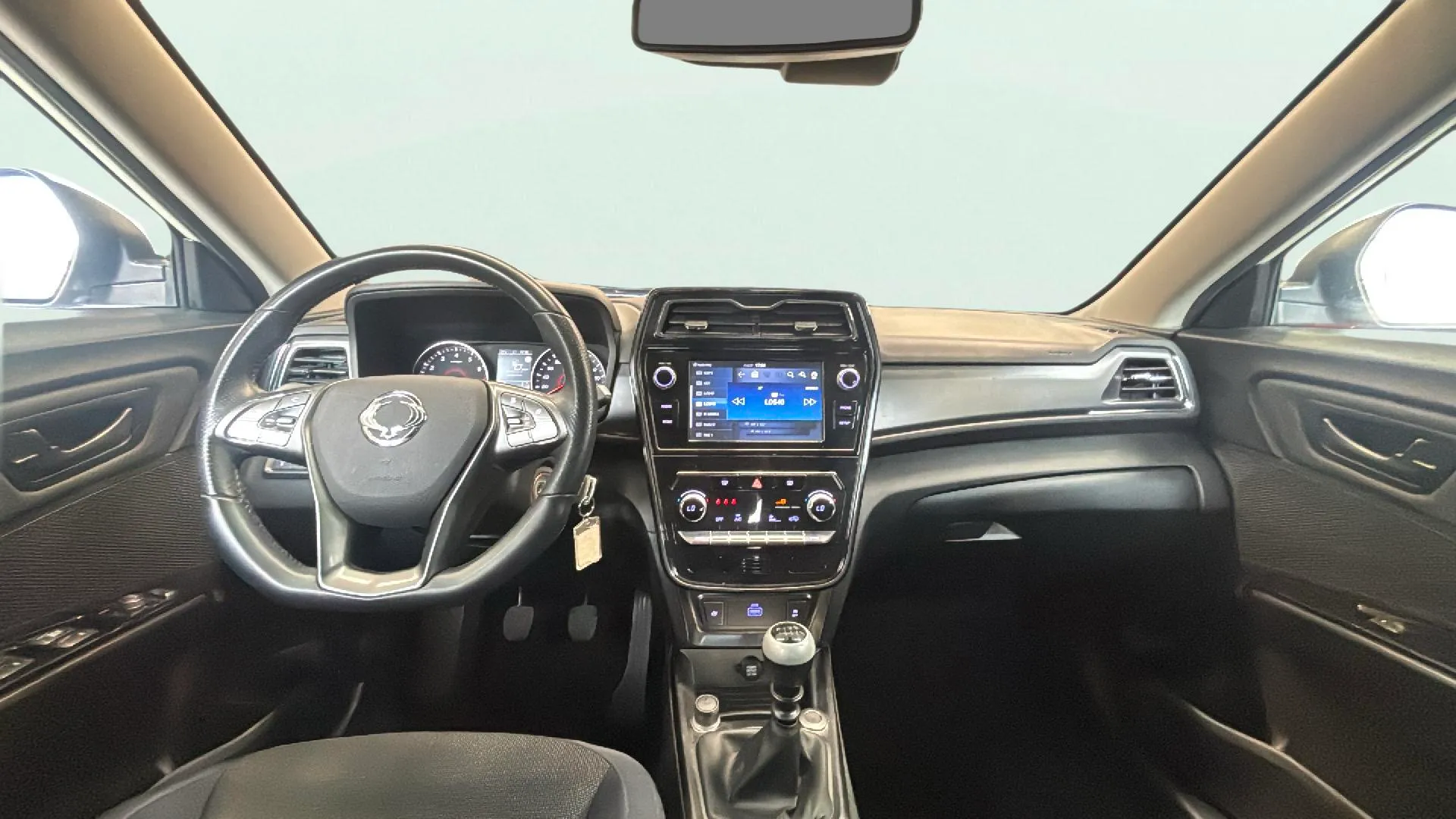 SsangYong Tivoli G12T Urban Plus - foto 9
