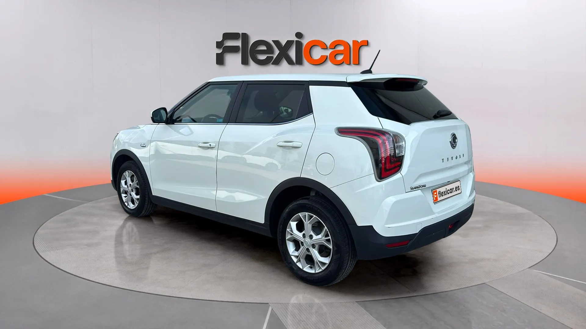 SsangYong Tivoli G12T Urban Plus - foto 5
