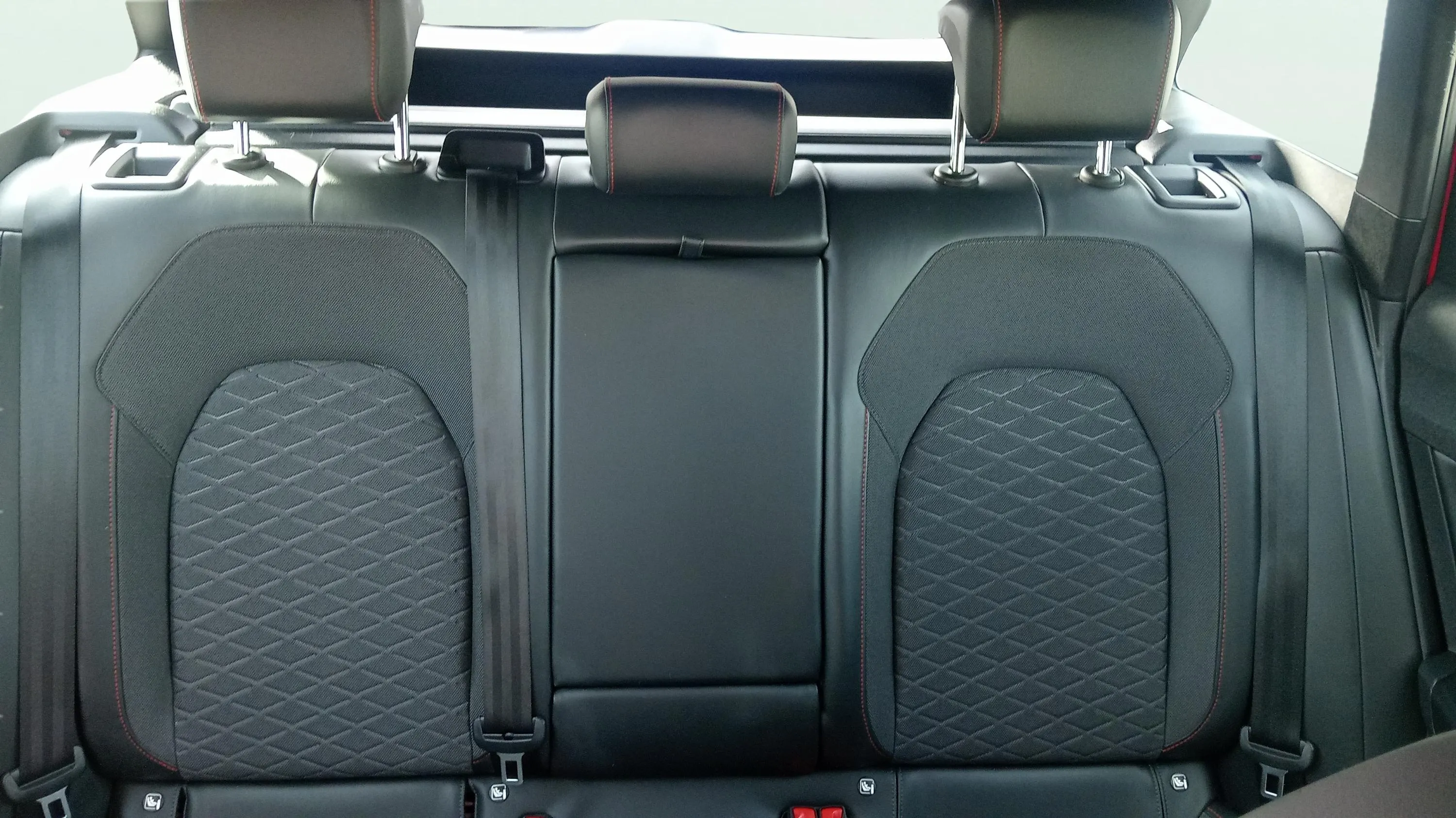 SEAT León 1.4 e-Hybrid DSG-6 FR Go XL - foto 19