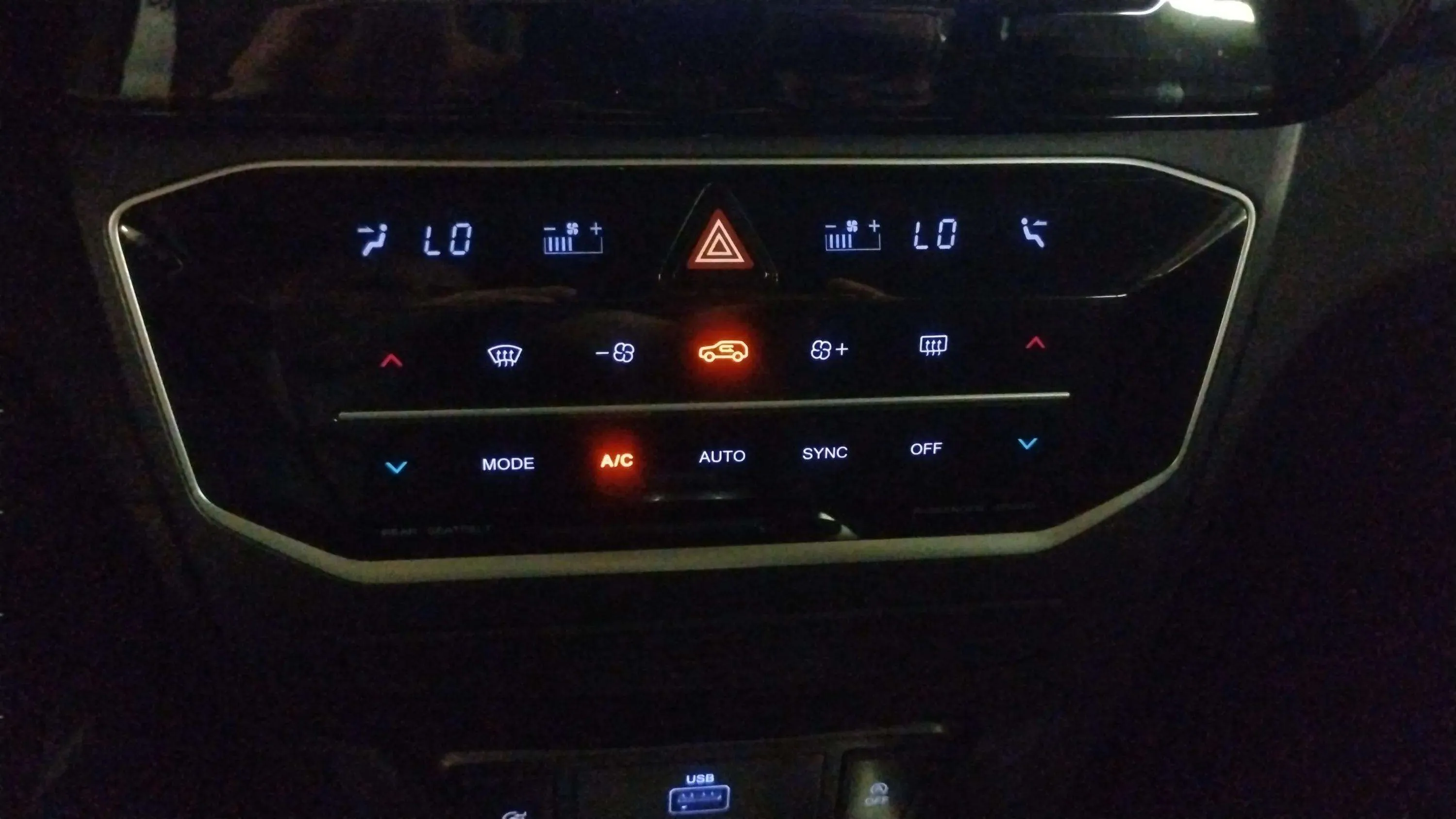 SsangYong Tivoli G15T Limited - foto 25