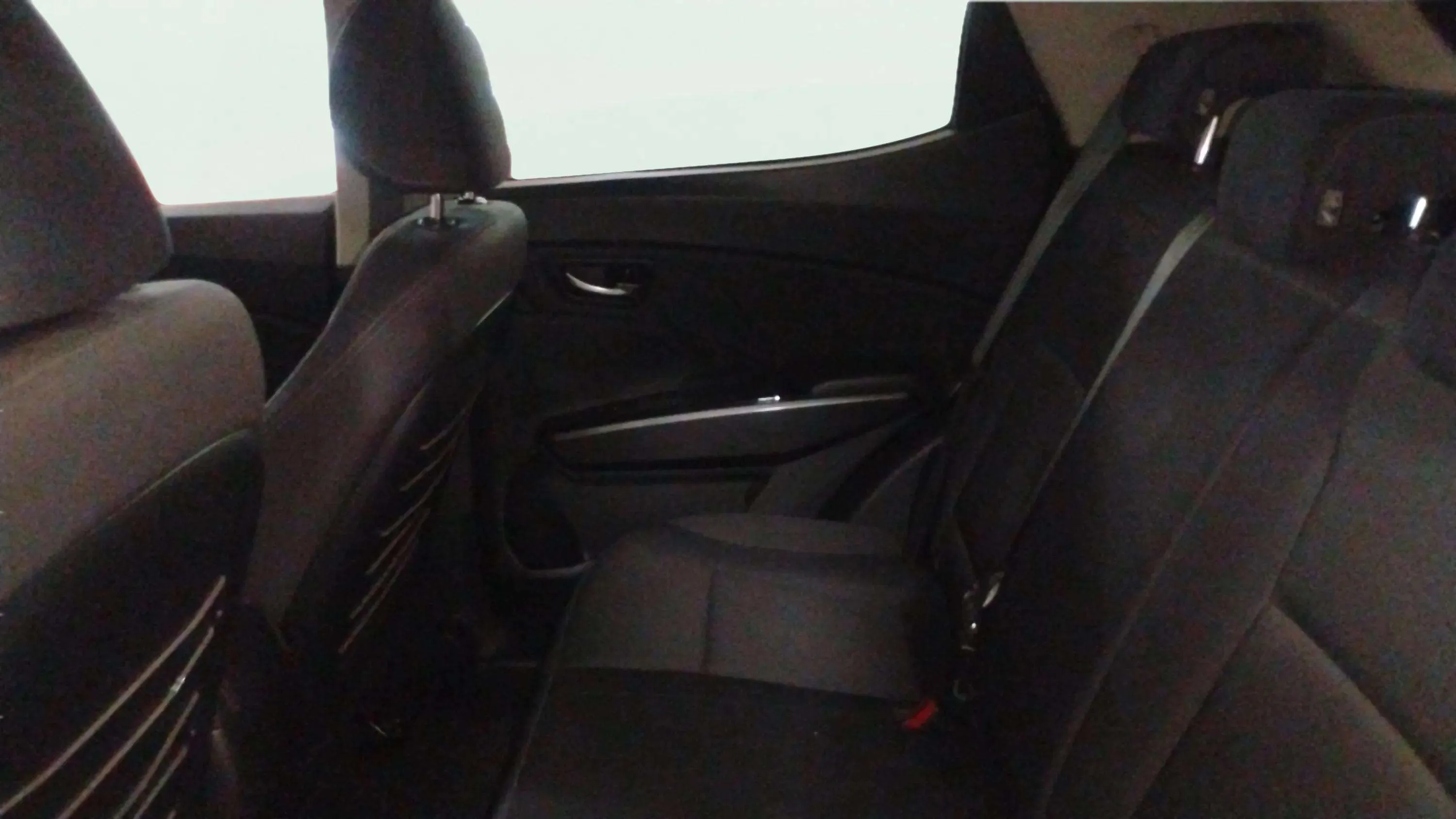 SsangYong Tivoli G15T Limited - foto 13