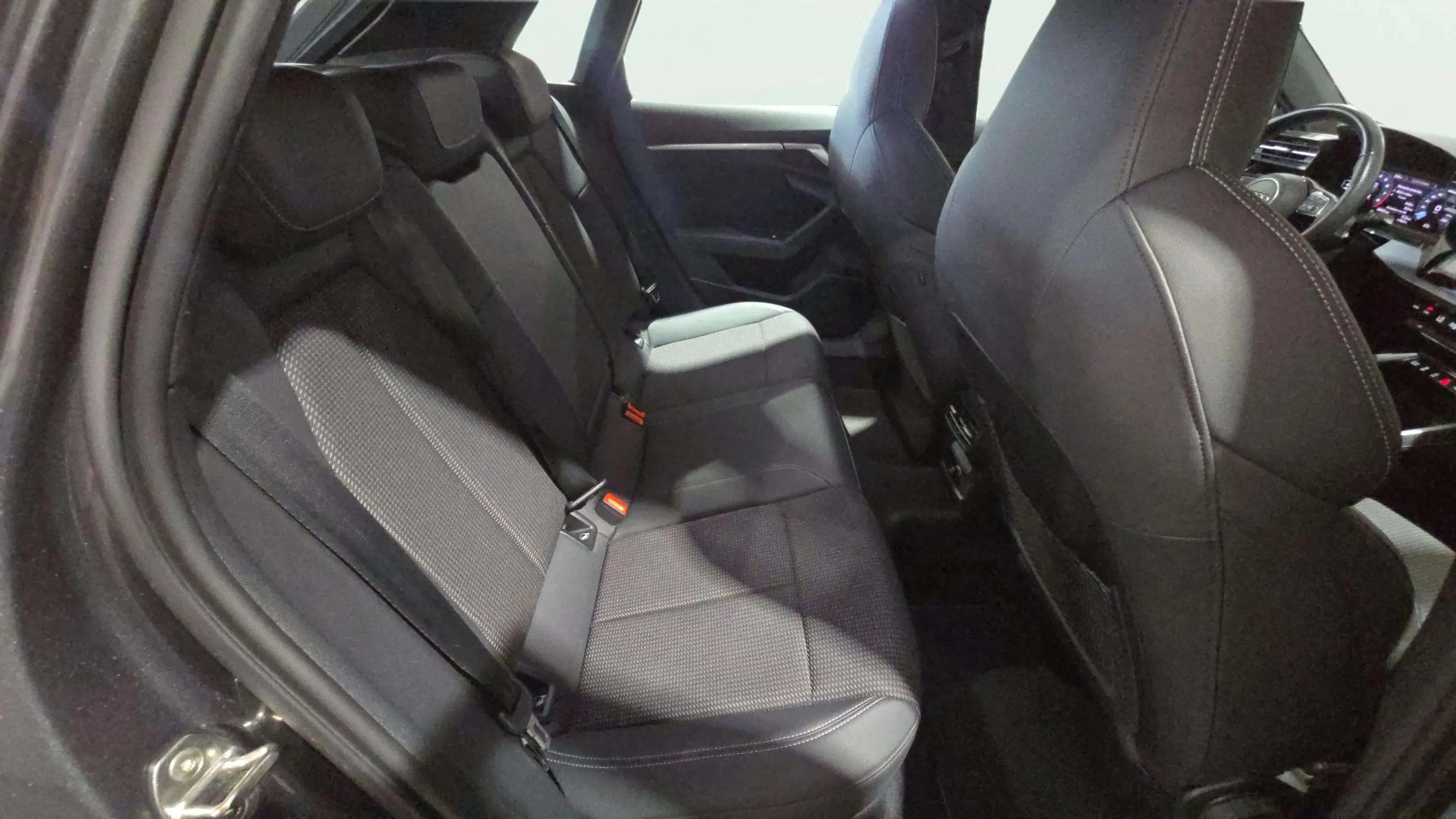 Audi A3 Sportback S line 35 TFSI S tronic - foto 14