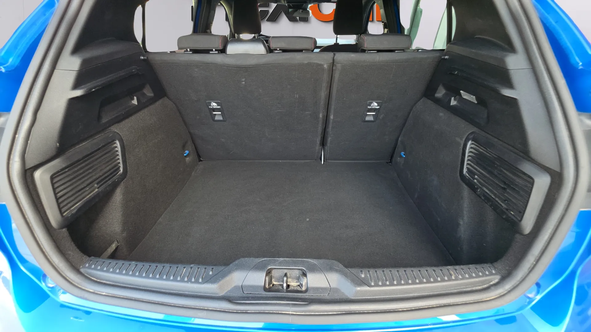 Ford Focus 1.0 EcoBoost MHEV ST-Line - foto 24