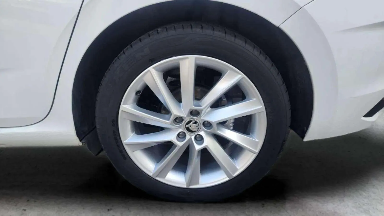 Škoda Scala 1.0 TSI Selection - foto 26