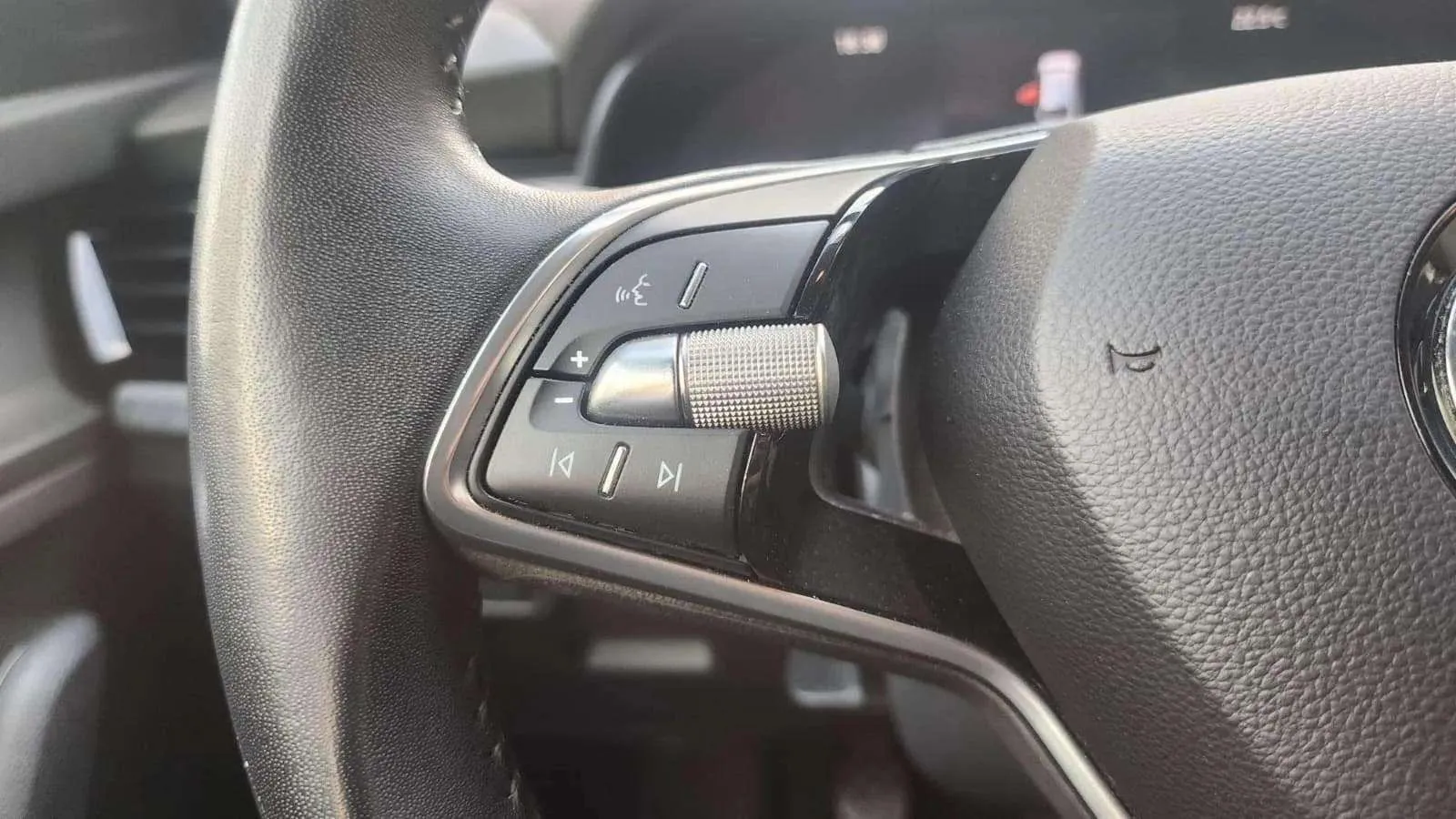 Škoda Scala 1.0 TSI Selection - foto 12