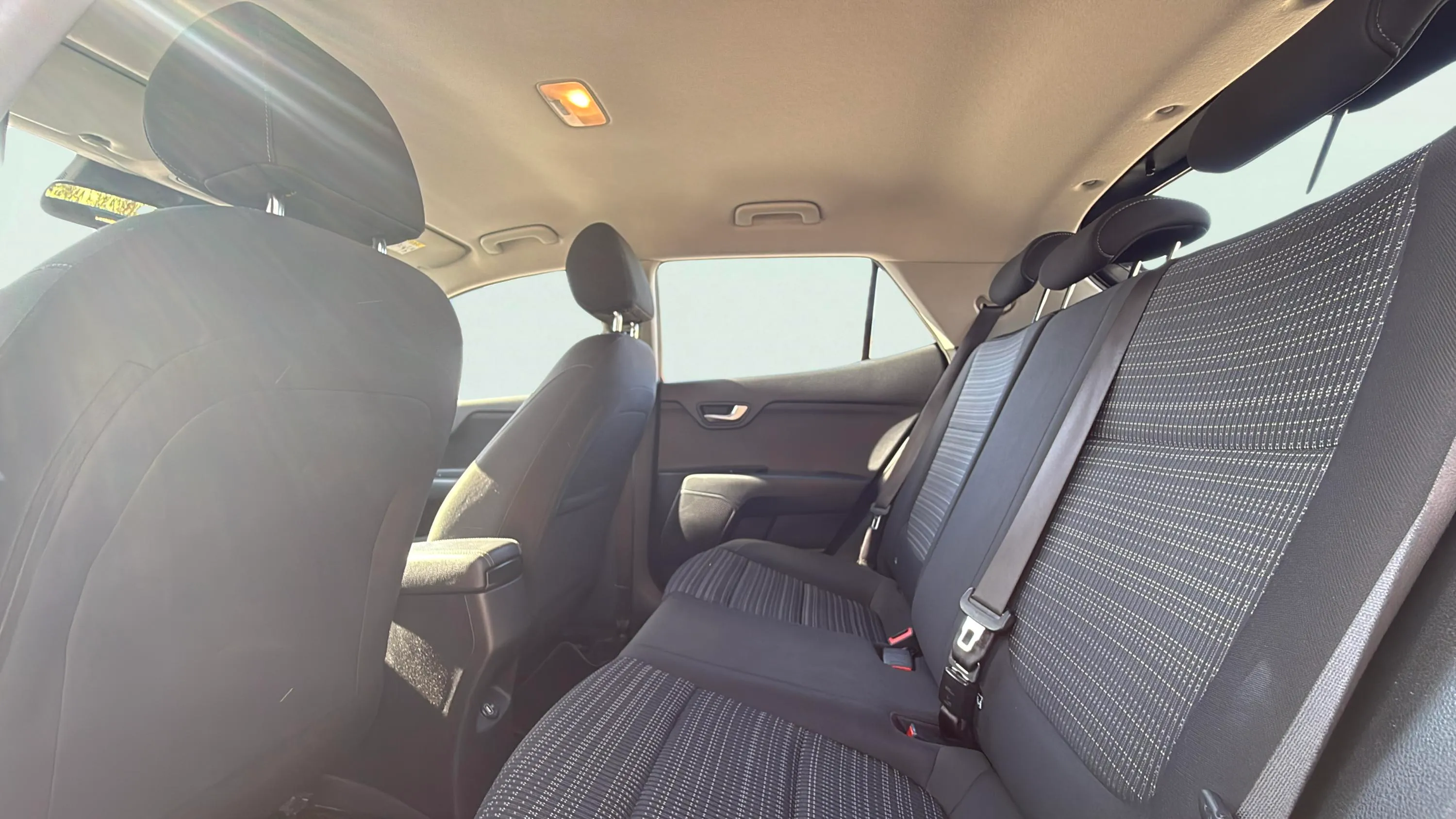 Kia Stonic 1.2 DPi Drive - foto 8