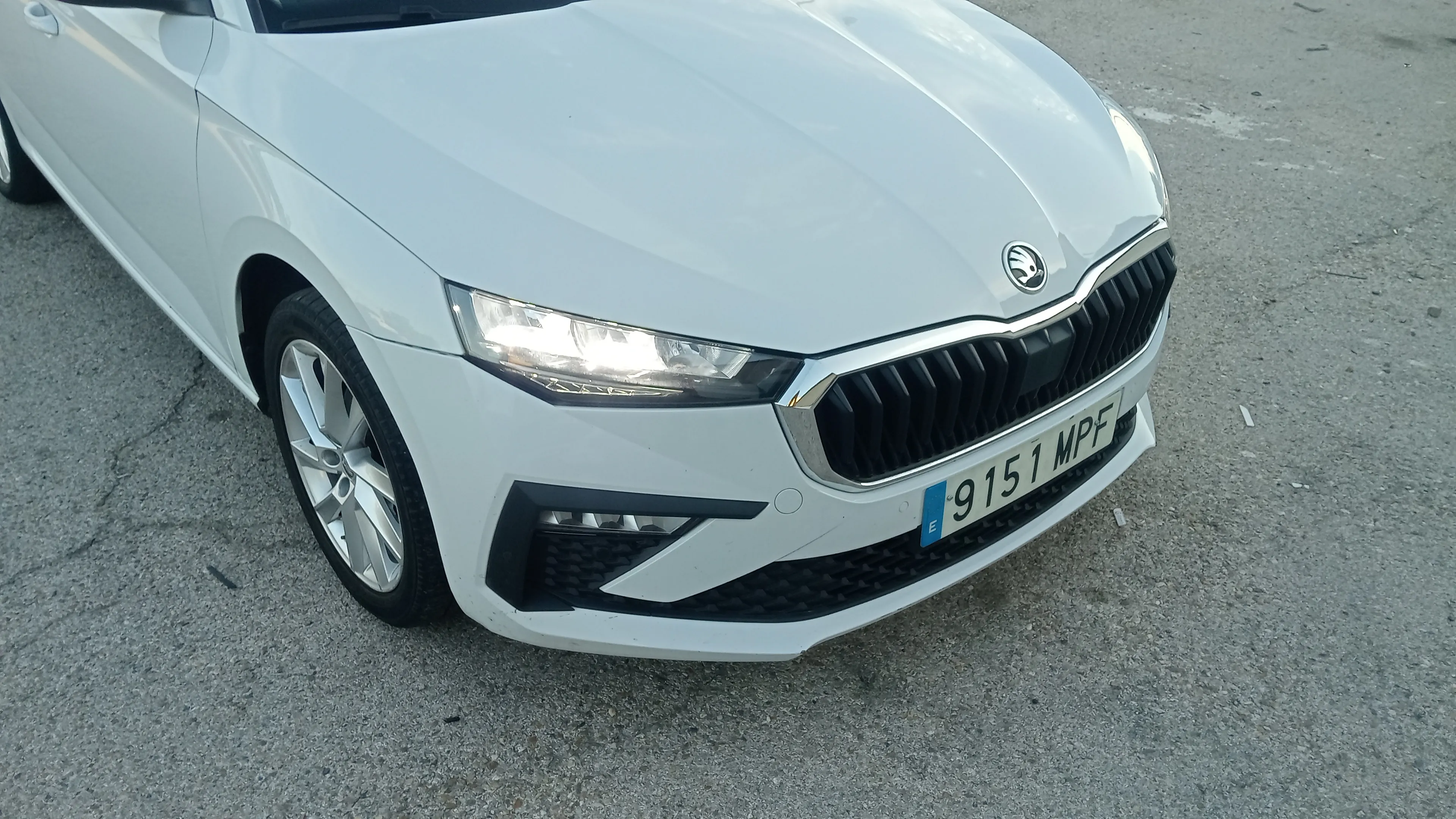Škoda Scala 1.0 TSI Selection - foto 14