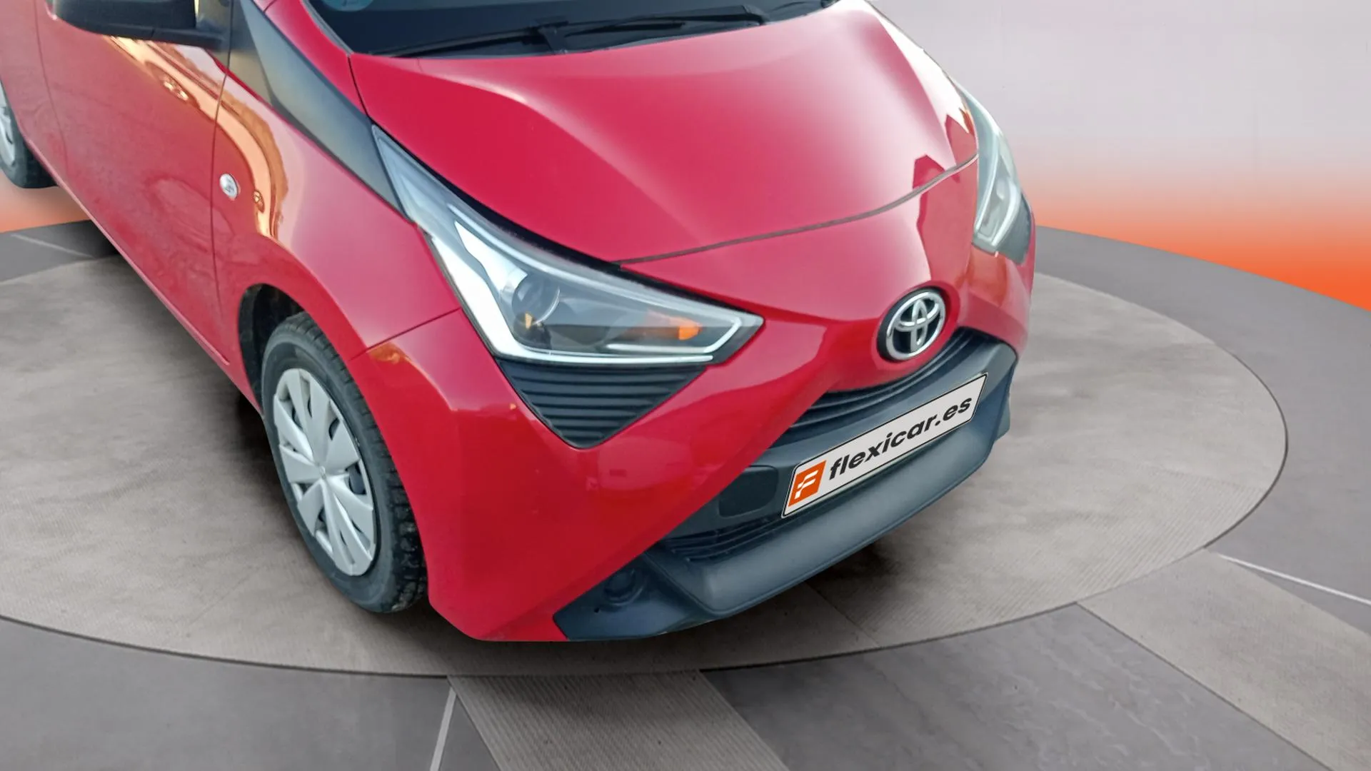 Toyota Aygo 1.0 70 x-play - foto 14