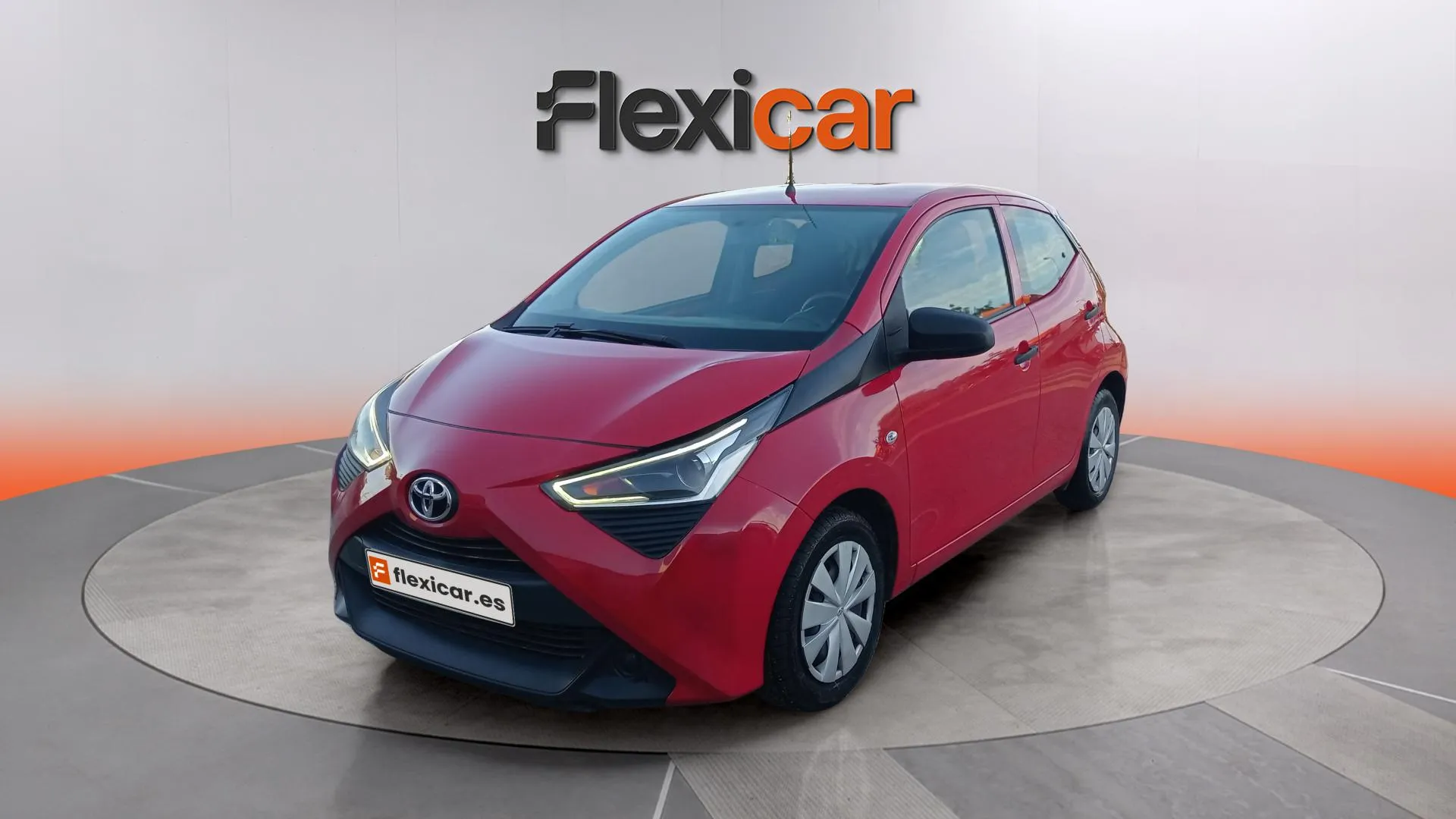 Toyota Aygo 1.0 70 x-play - foto 4