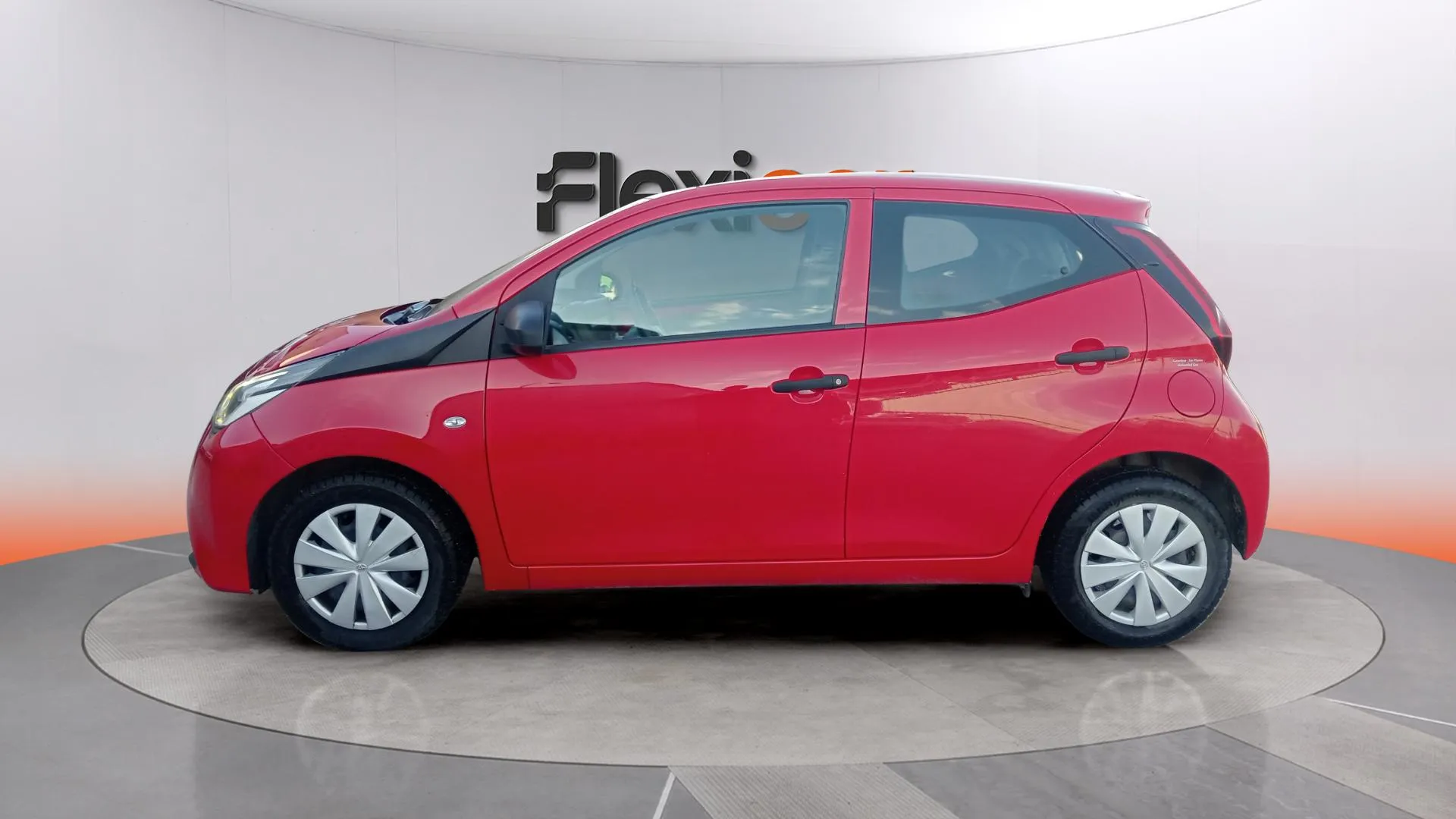 Toyota Aygo 1.0 70 x-play - foto 6