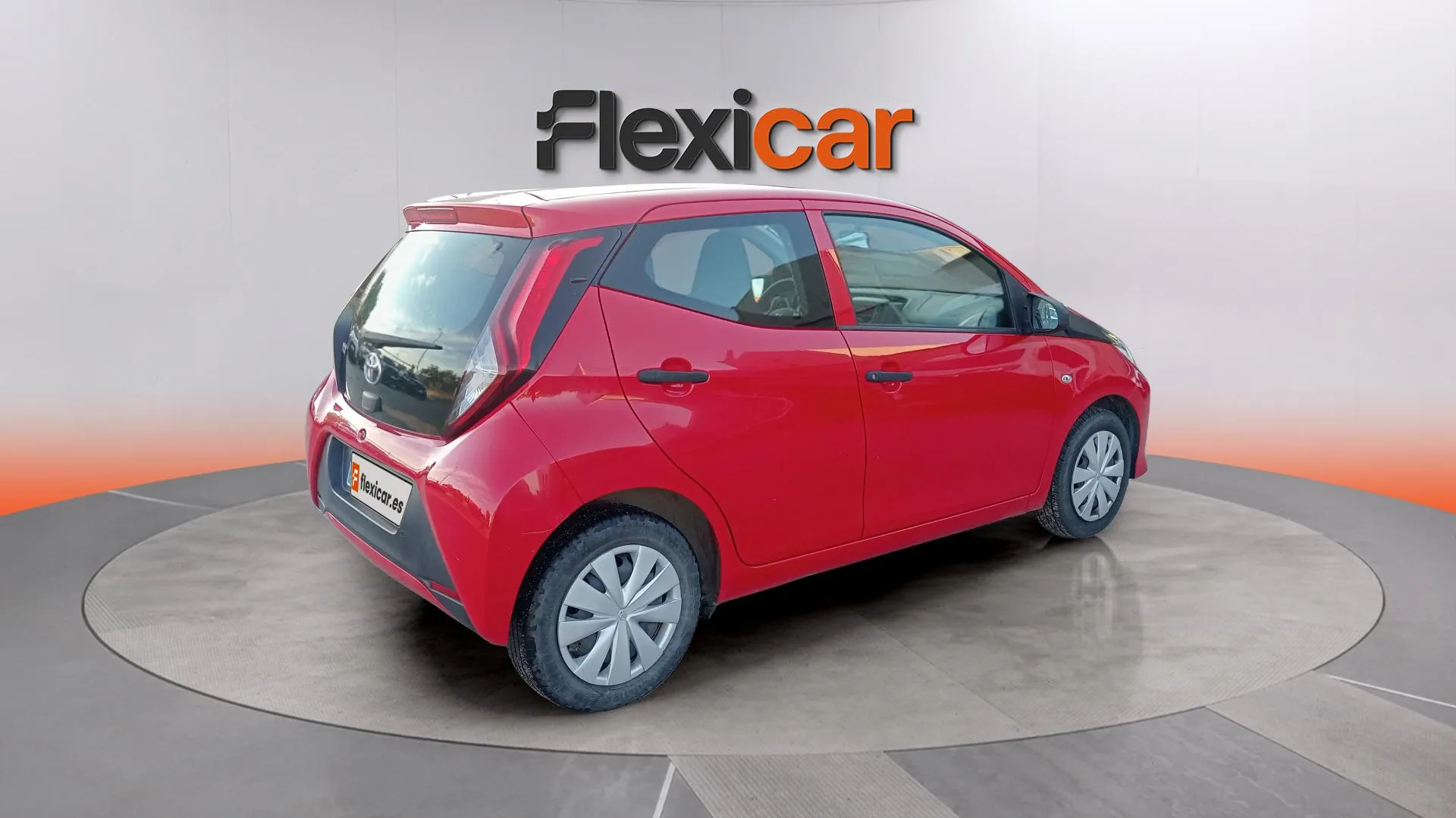 Toyota Aygo 1.0 70 x-play - foto 11