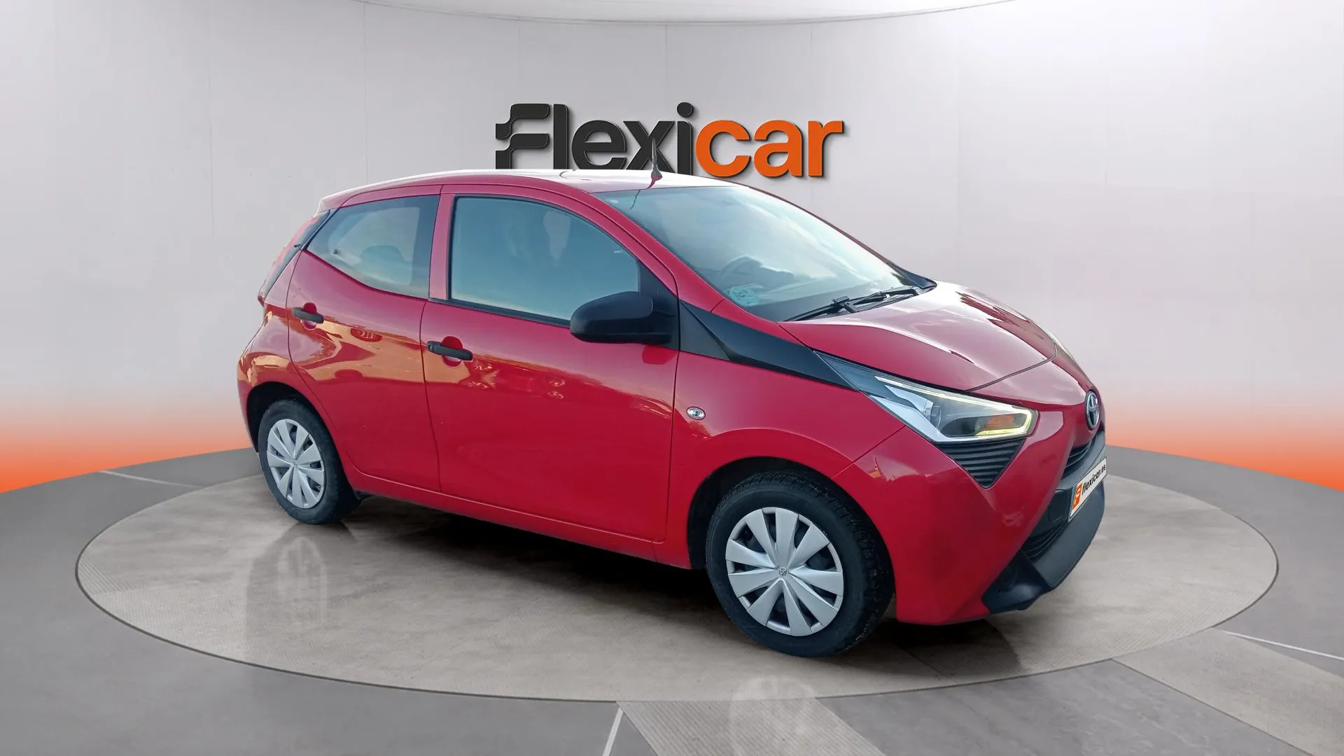 Toyota Aygo 1.0 70 x-play - foto 1