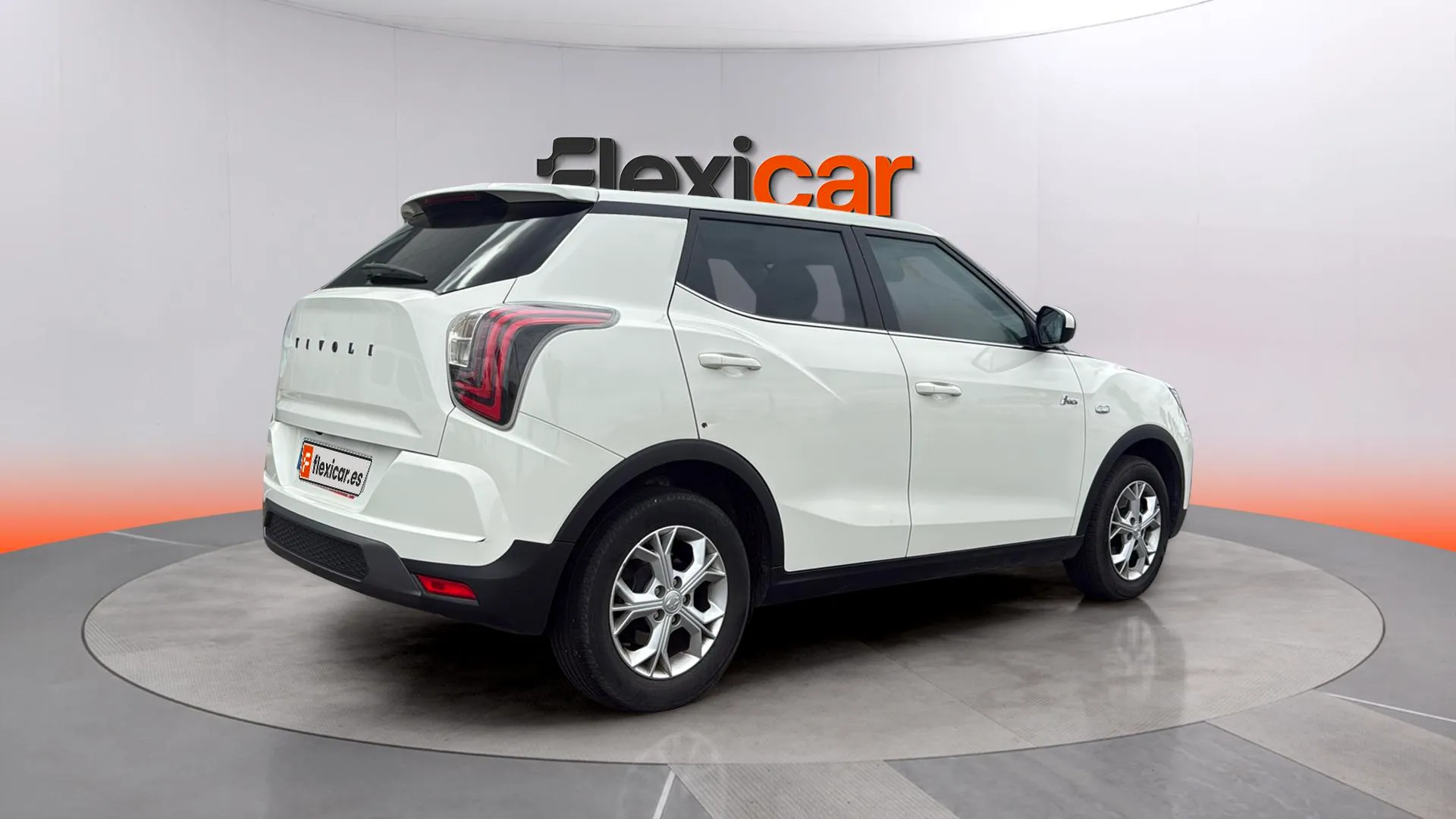SsangYong Tivoli G15T Urban Plus - foto 7