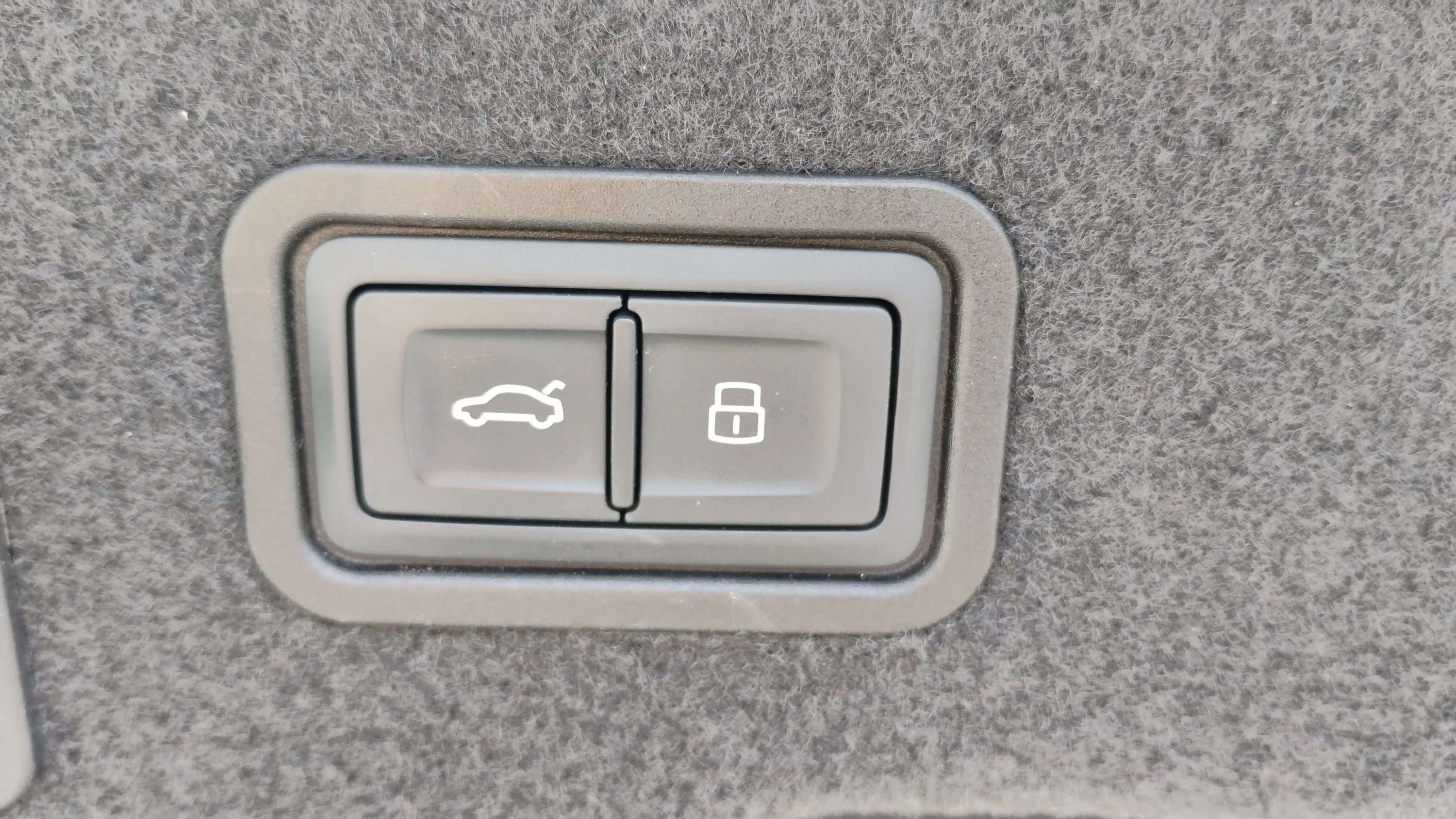 Audi A8 50 TDI quattro tiptronic - foto 21