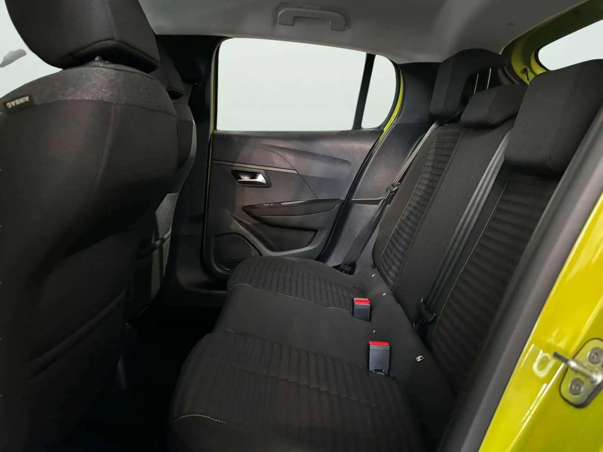 Peugeot 208 Style Hybrid 100 eDCS6 - foto 13