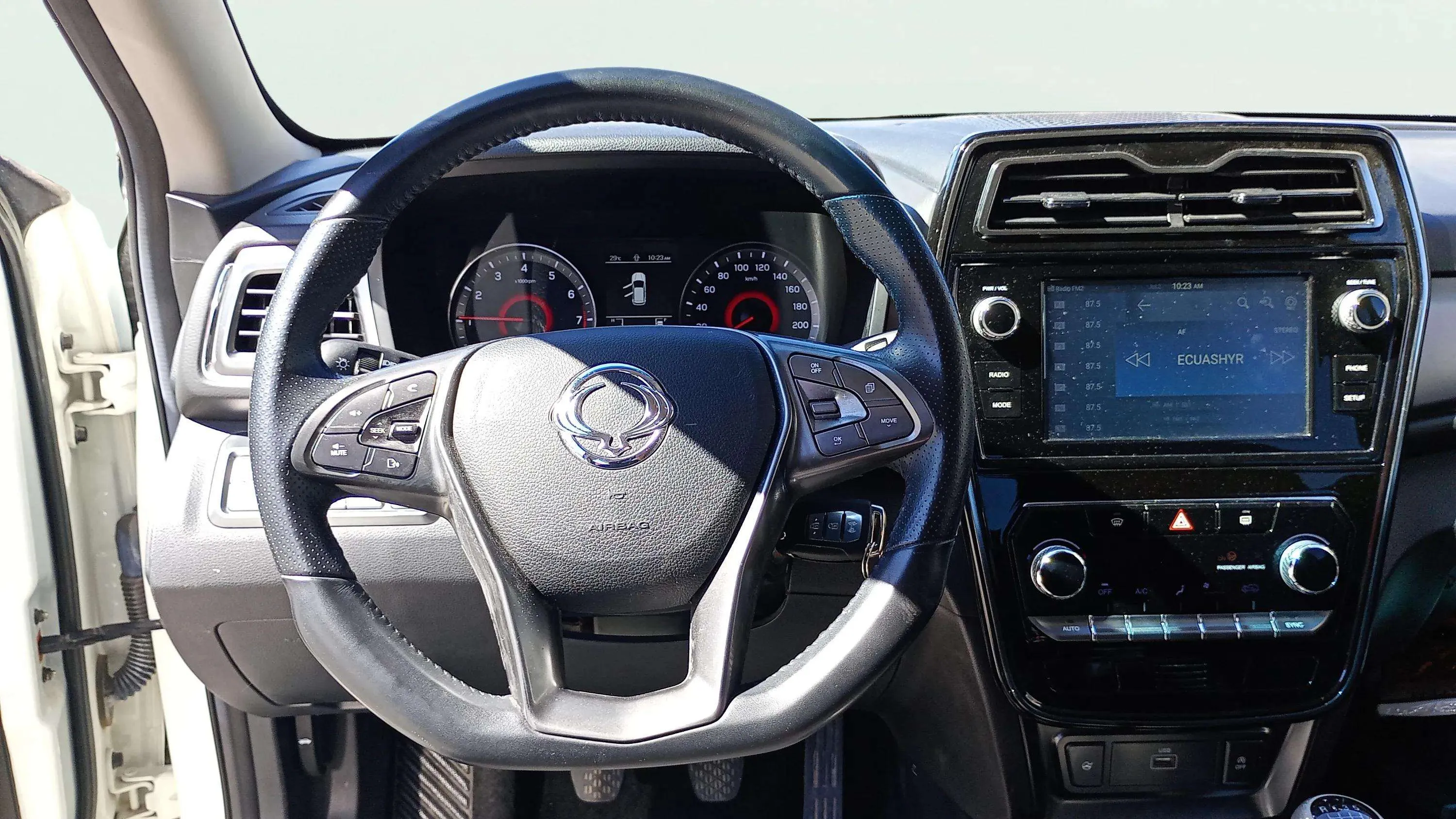 SsangYong Tivoli G12T Urban Plus - foto 11