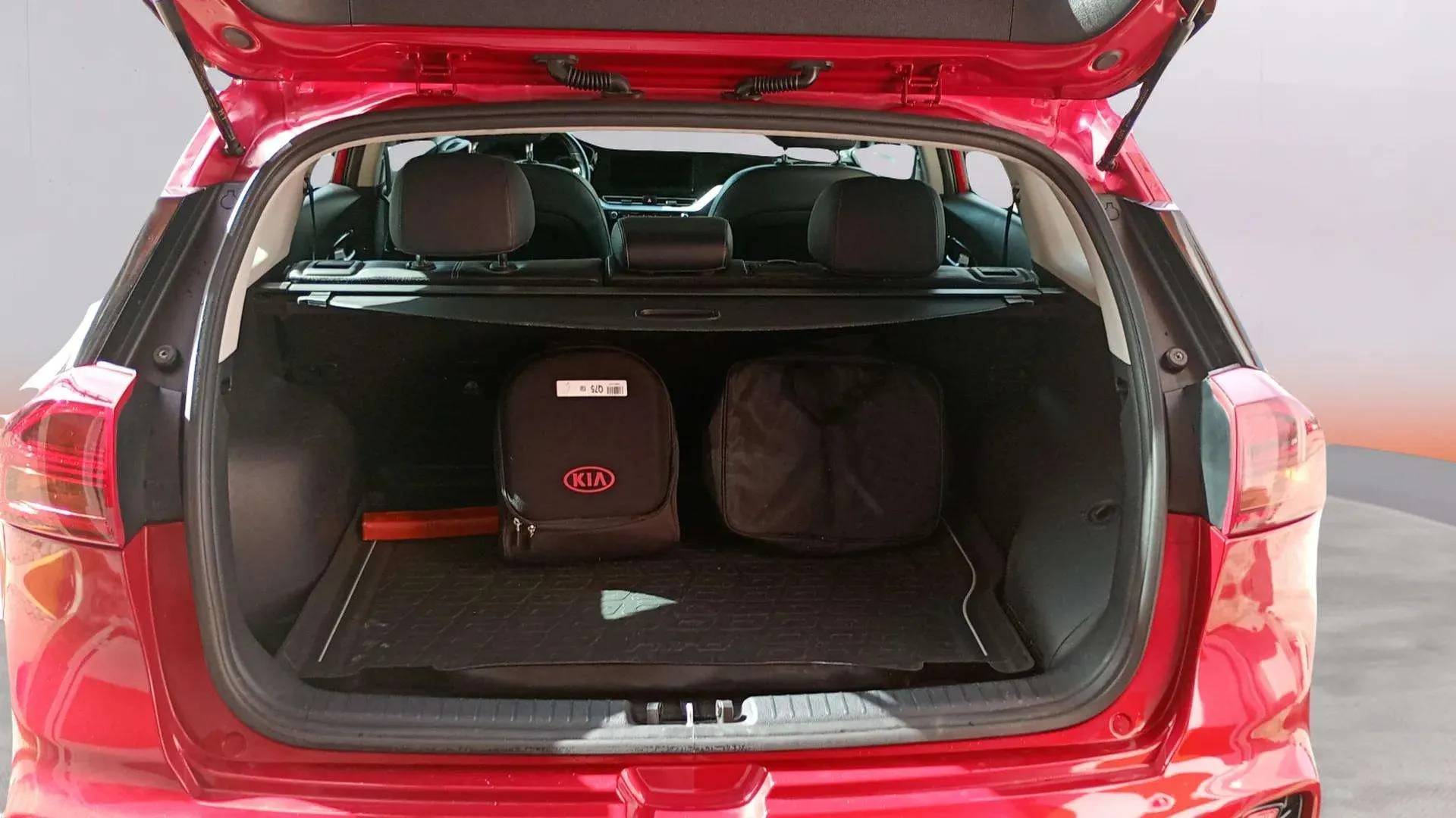 Kia Niro 1.6 GDi PHEV Concept - foto 7