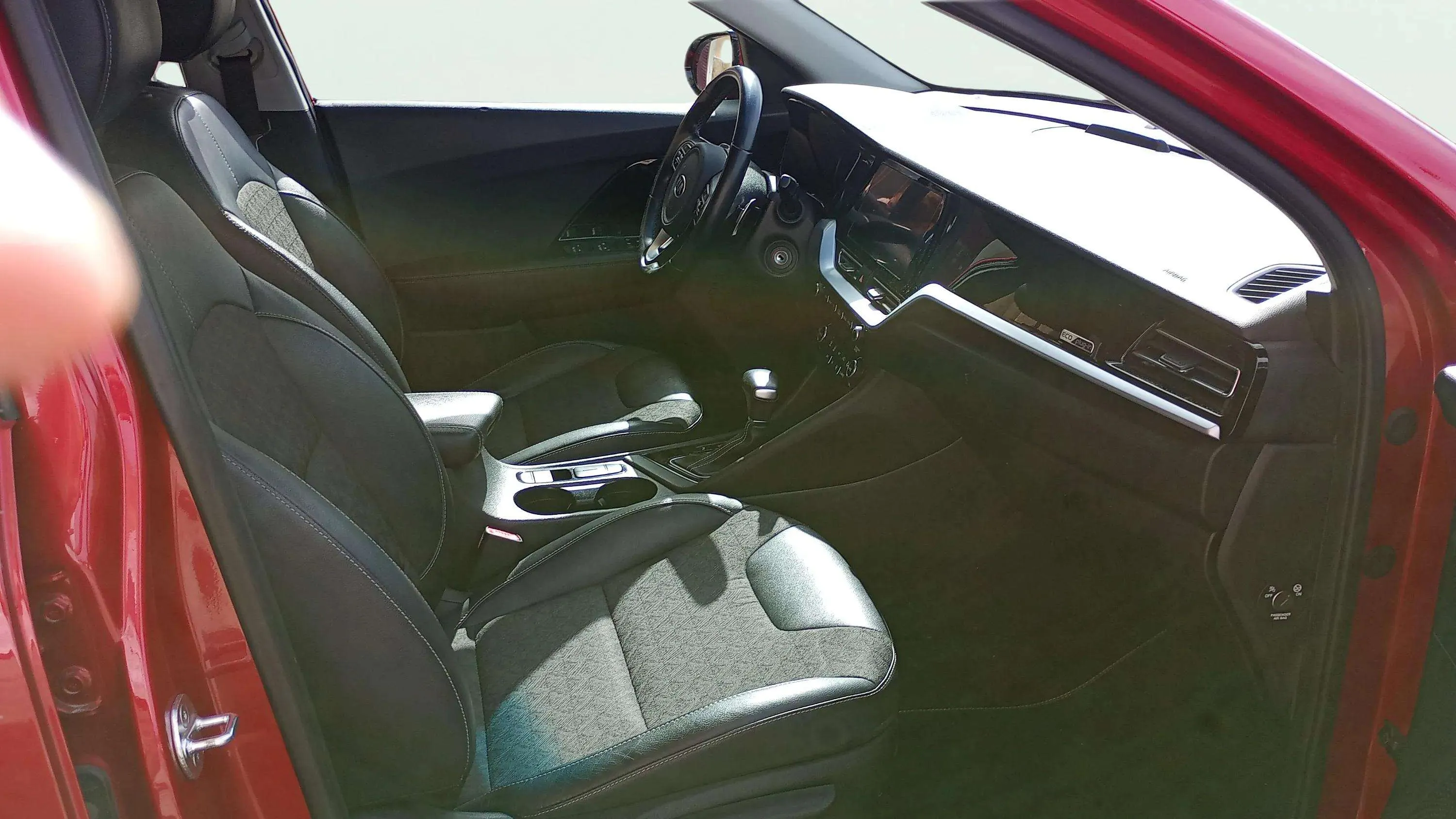 Kia Niro 1.6 GDi PHEV Concept - foto 17