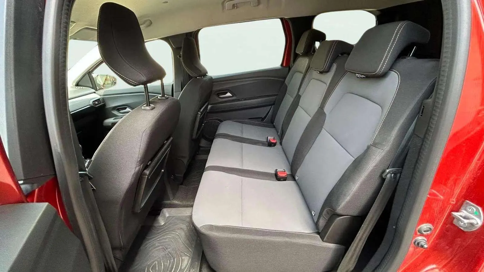 Dacia Jogger Expression TCe 5 plazas - foto 15