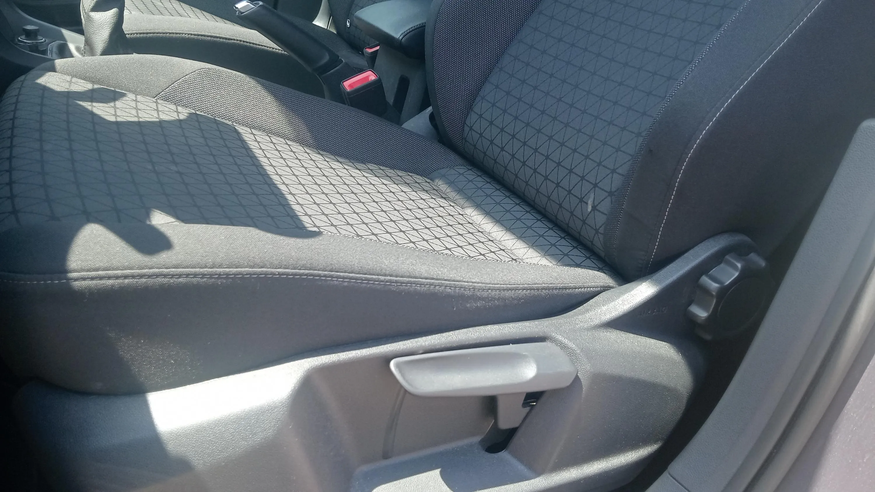 Volkswagen T-Cross Advance 1.0 TSI - foto 23