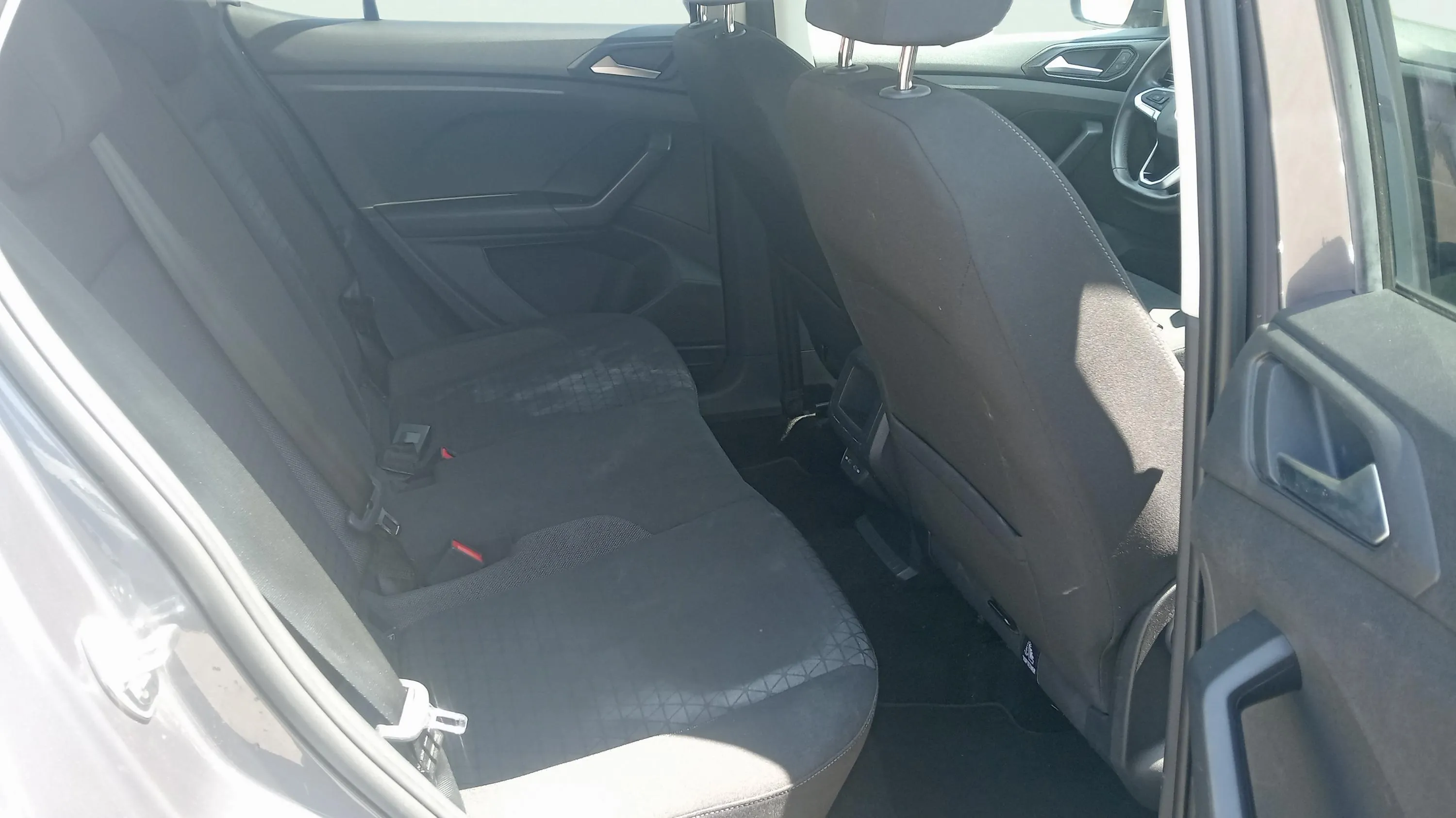Volkswagen T-Cross Advance 1.0 TSI - foto 18