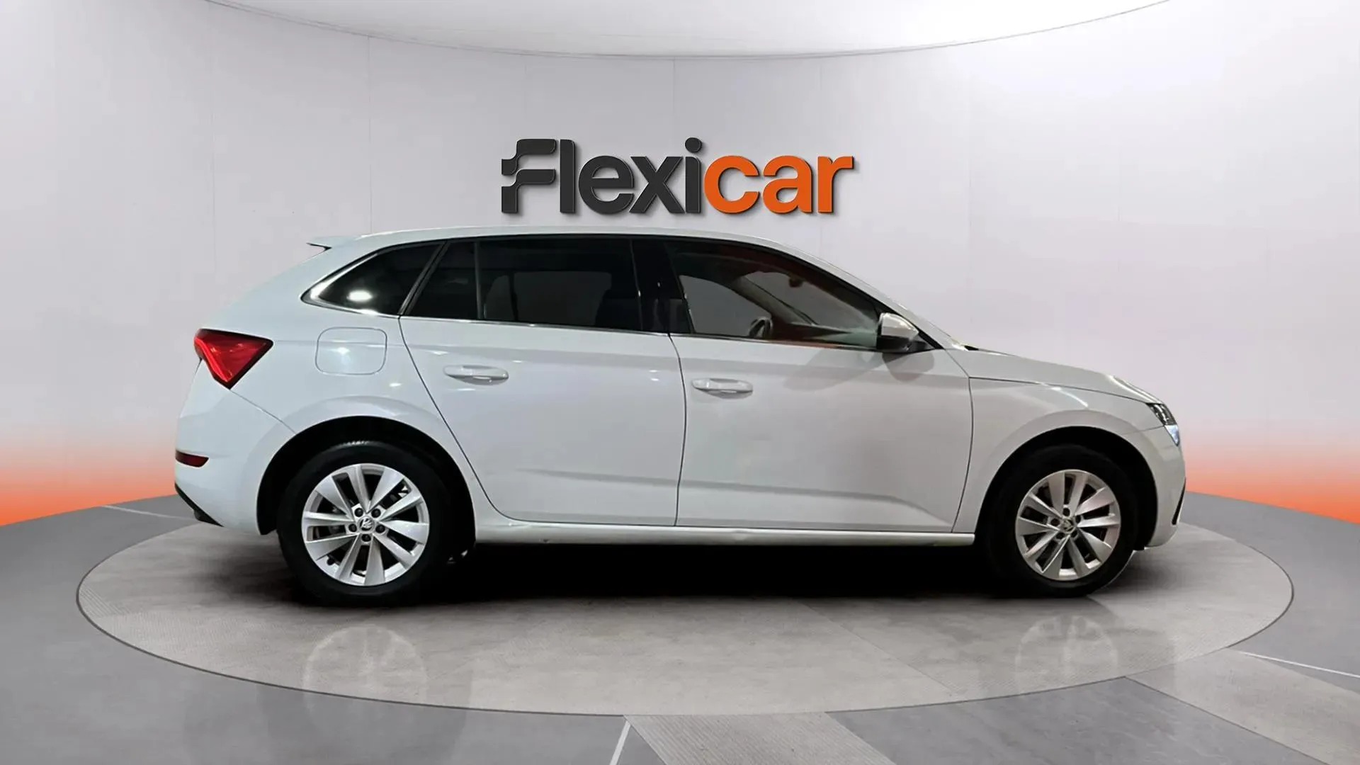 Škoda Scala 1.0 TSI Selection - foto 8