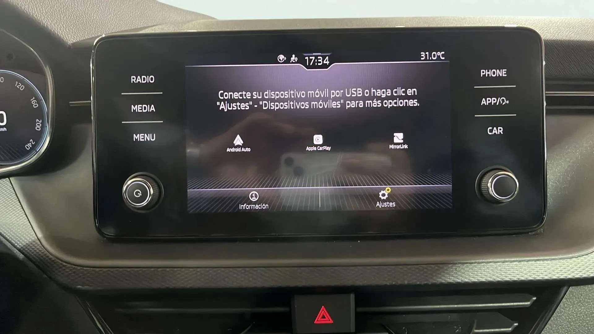 Škoda Scala 1.0 TSI Selection - foto 21