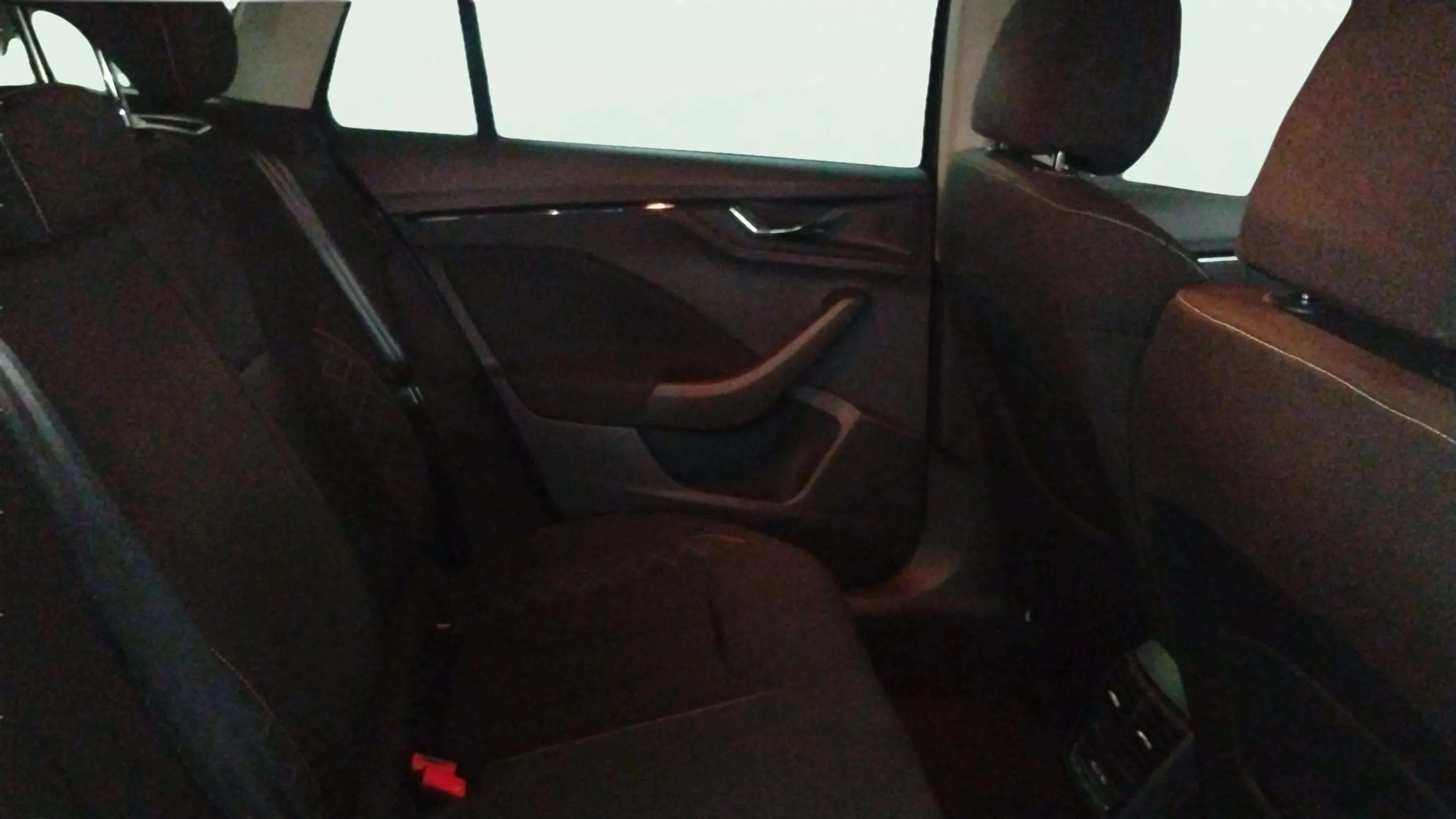 Škoda Scala 1.0 TSI Selection - foto 14
