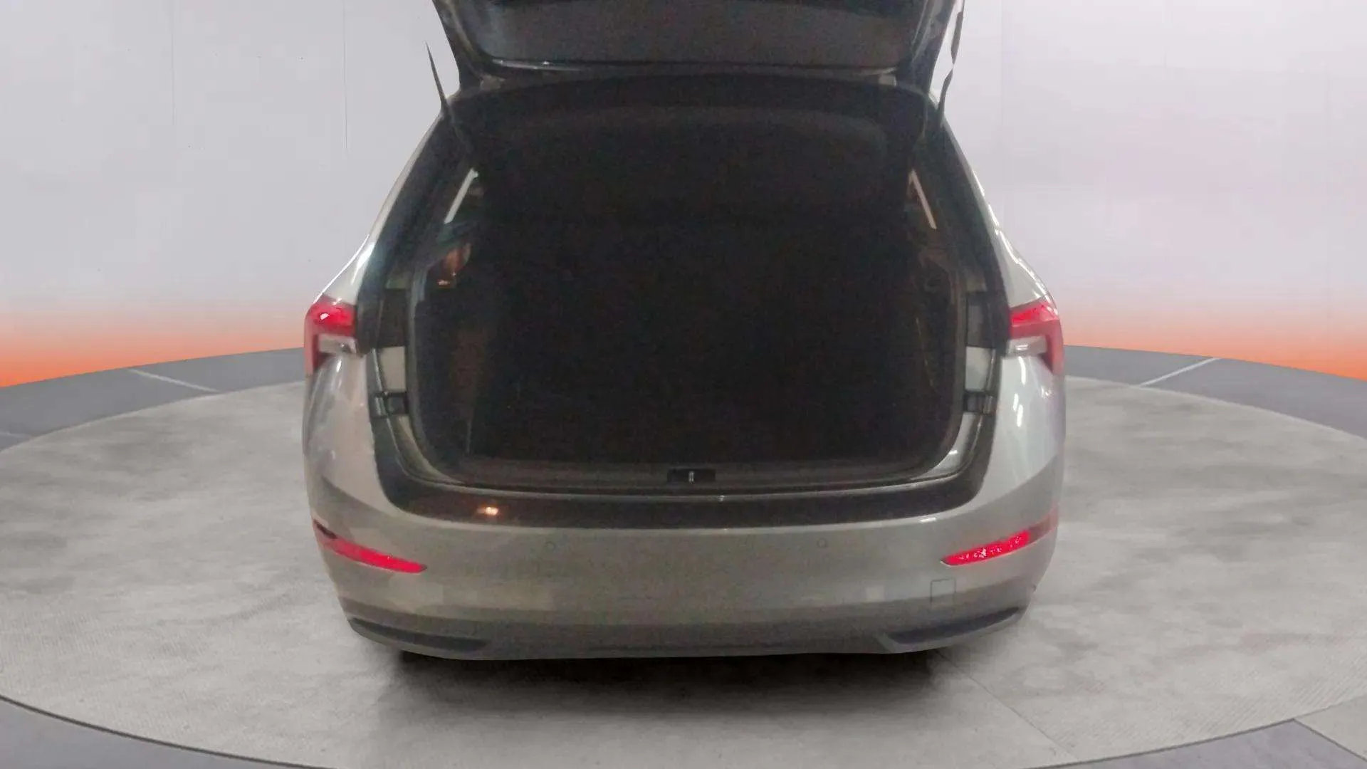 Škoda Scala 1.0 TSI Selection - foto 26