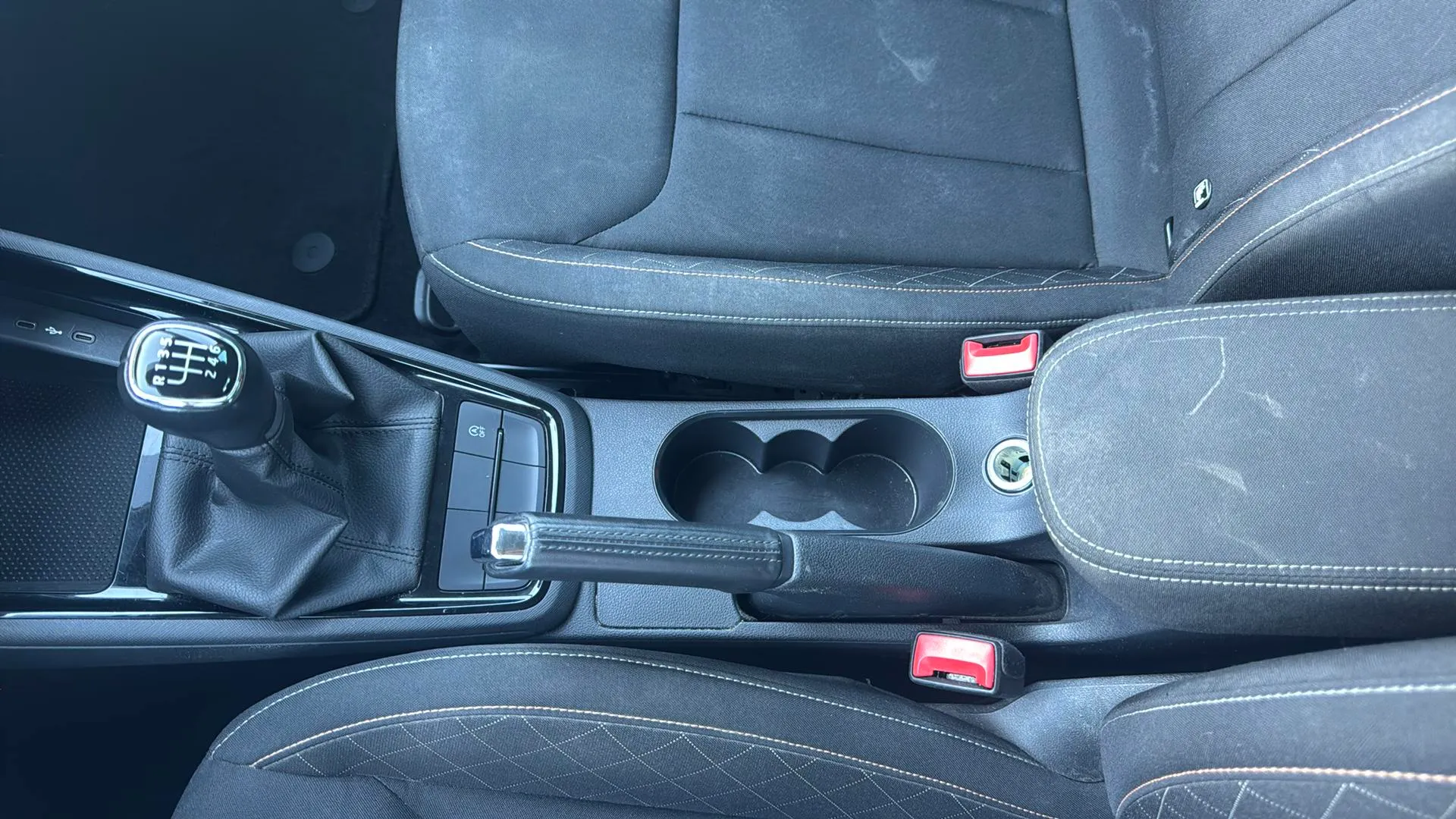 Škoda Scala 1.0 TSI Active - foto 27