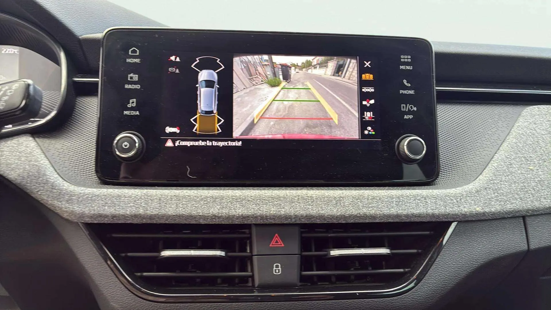 Škoda Scala 1.0 TSI Selection - foto 25