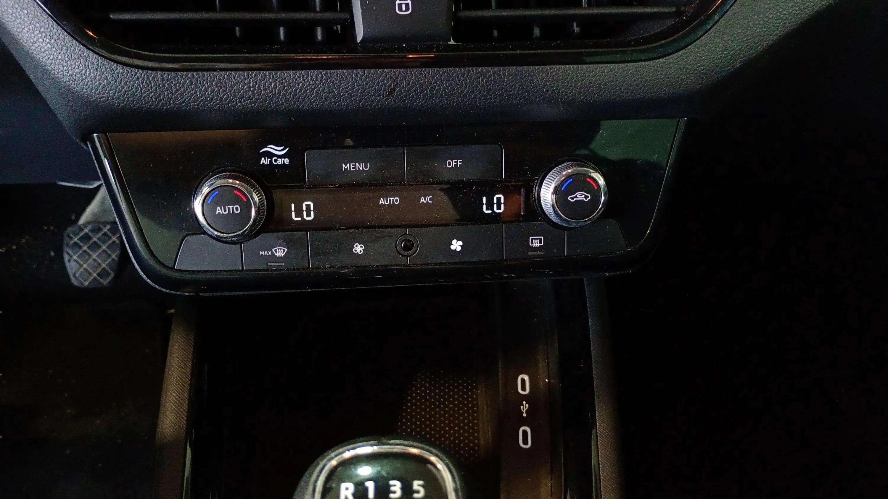 Škoda Scala 1.0 TSI Selection - foto 19