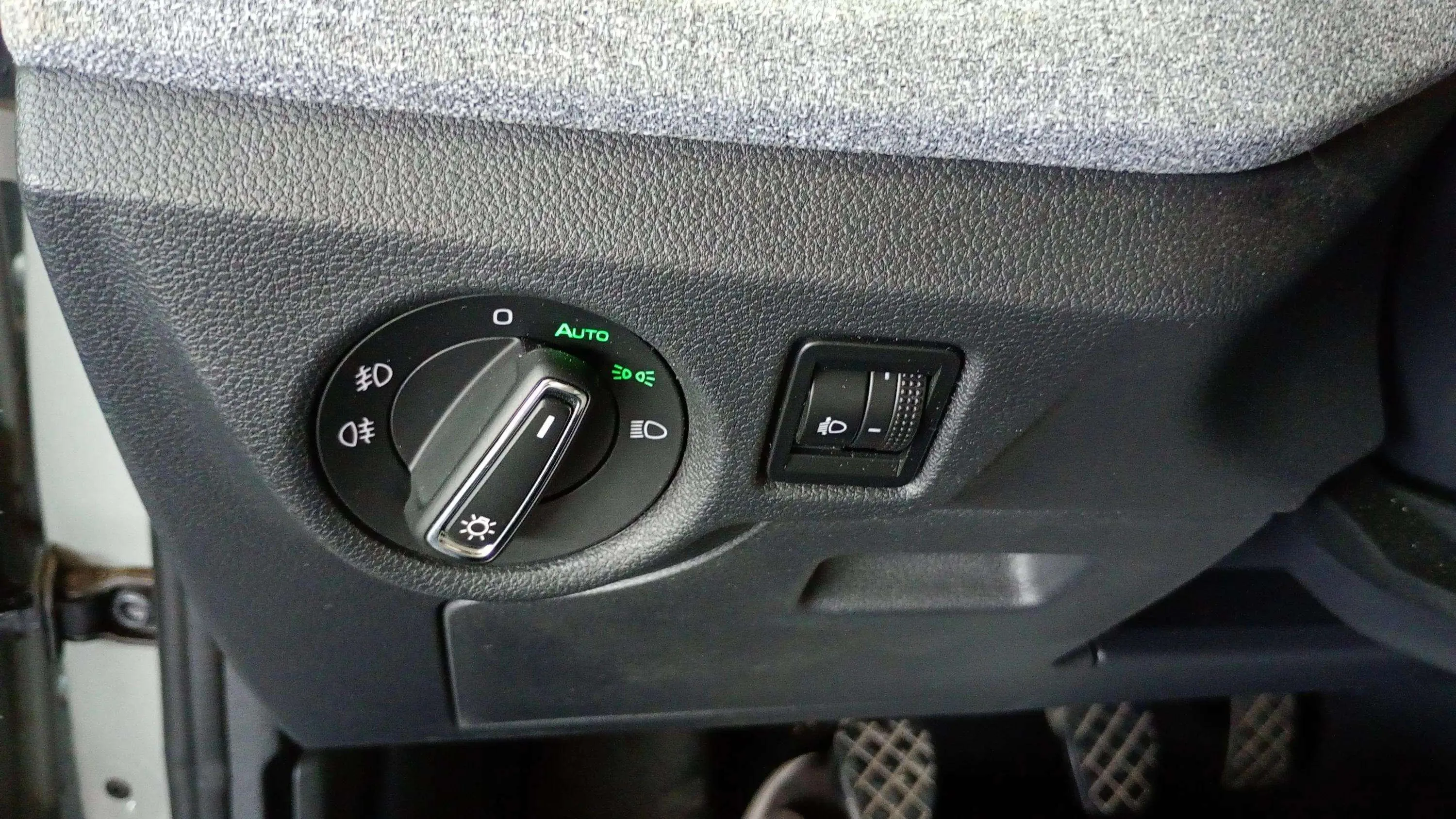 Škoda Scala 1.0 TSI Selection - foto 17